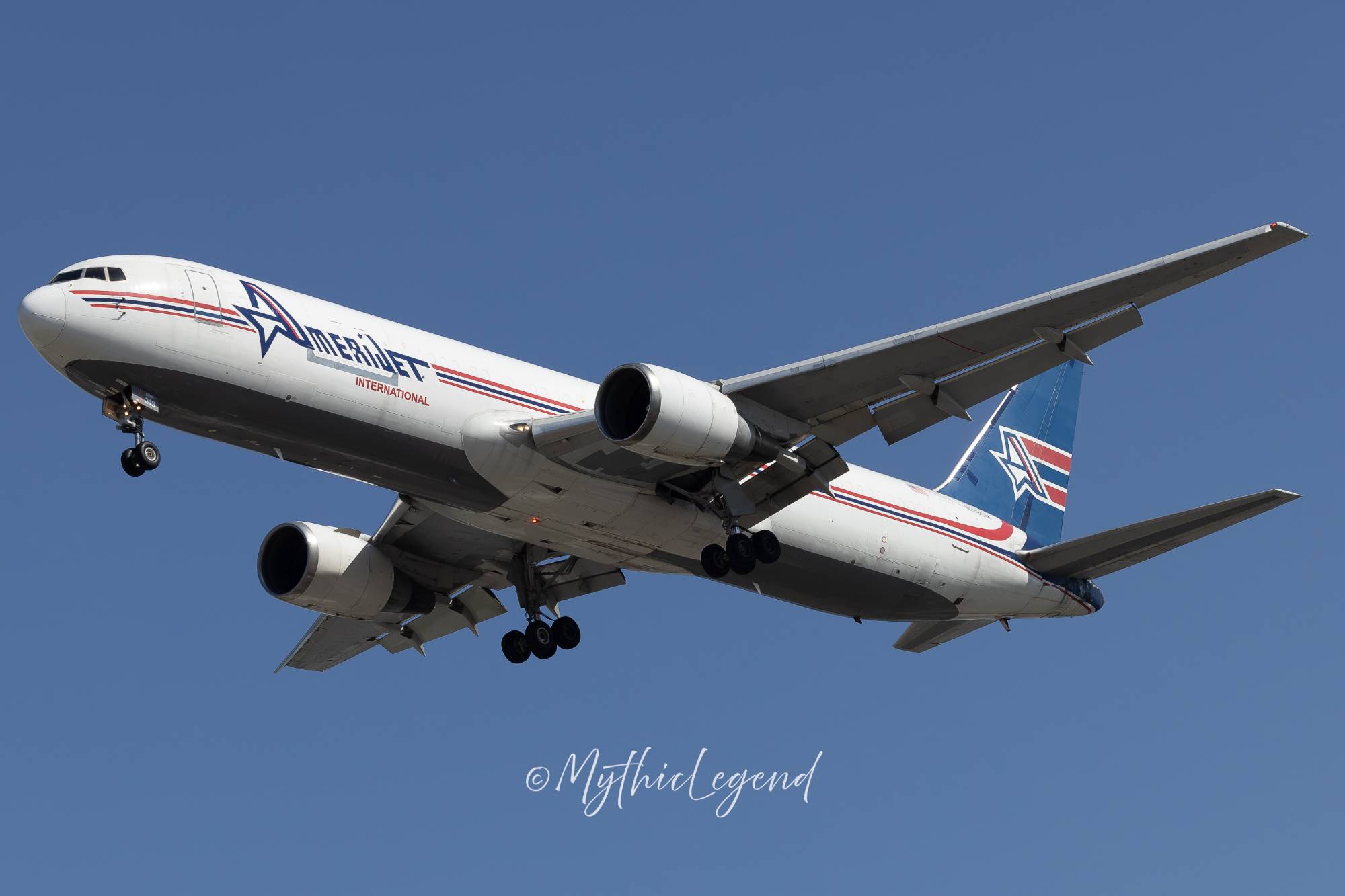 Amerijet International N319CM at KEWR by MythicLegend