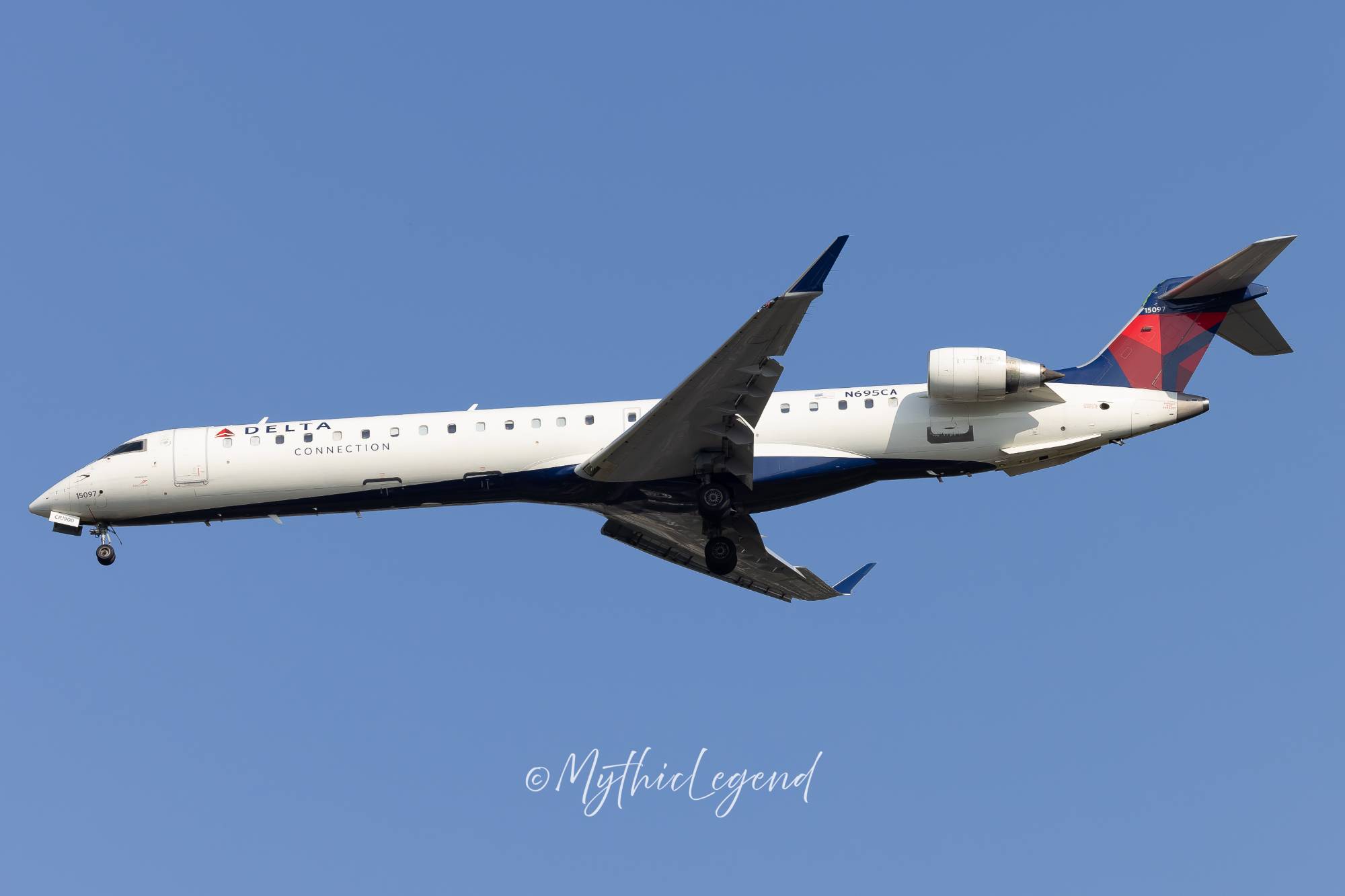 Delta Connection N695CA at KJFK by MythicLegend