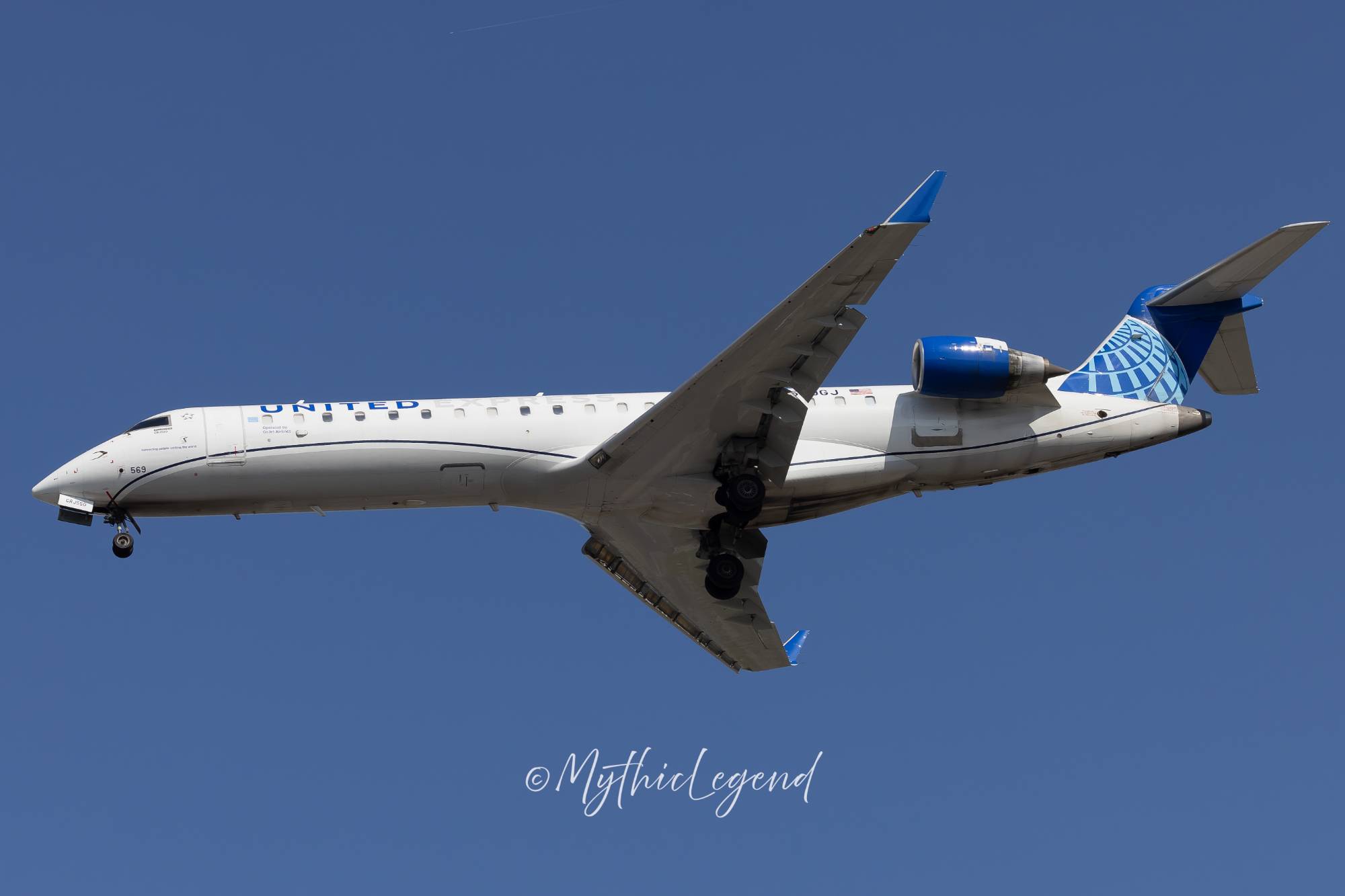 United Express N569GJ at KEWR by MythicLegend