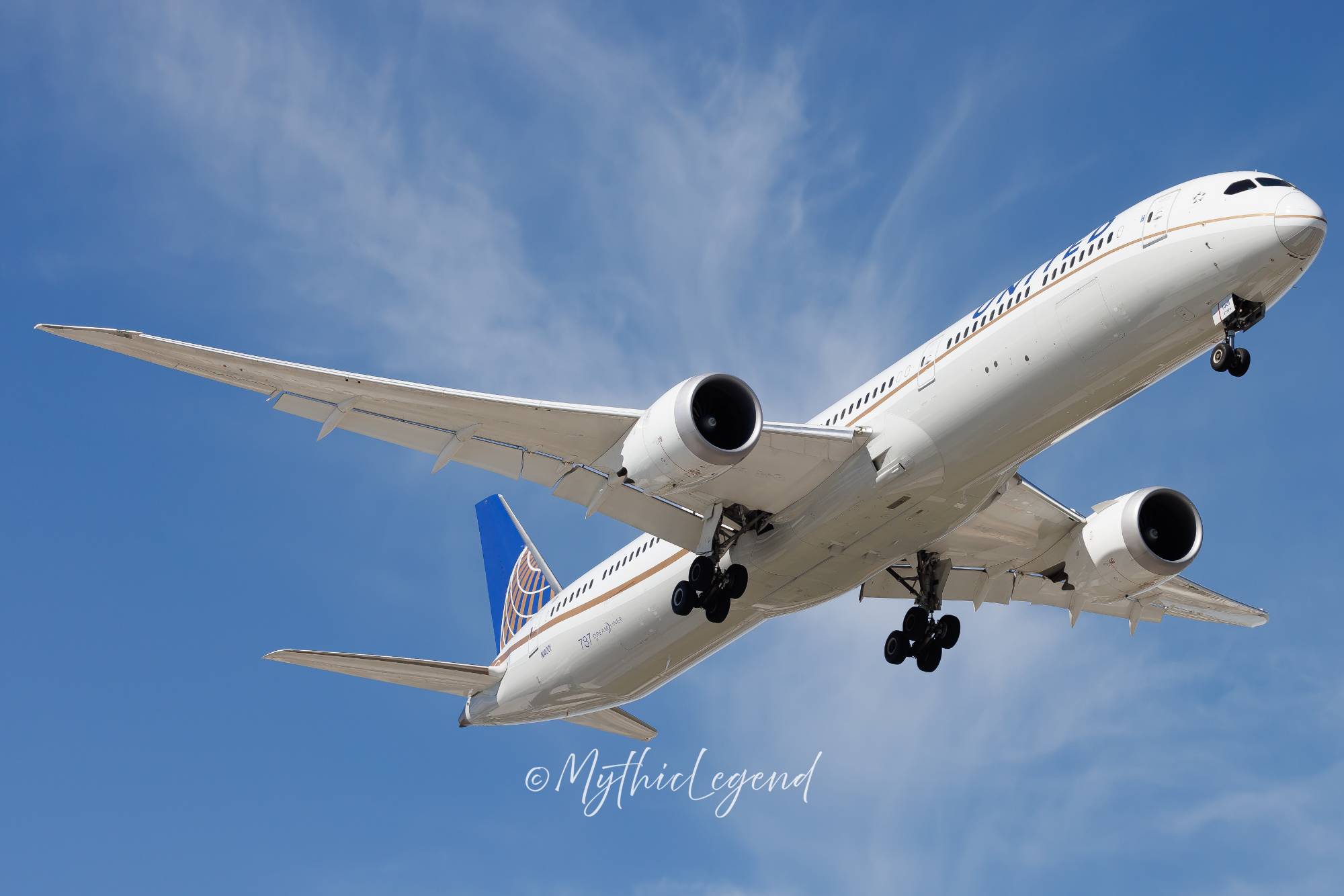United Airlines N14001 at KORD by MythicLegend