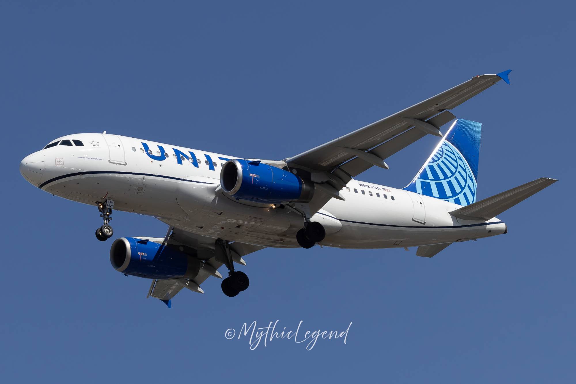 United Airlines N823UA at KEWR by MythicLegend
