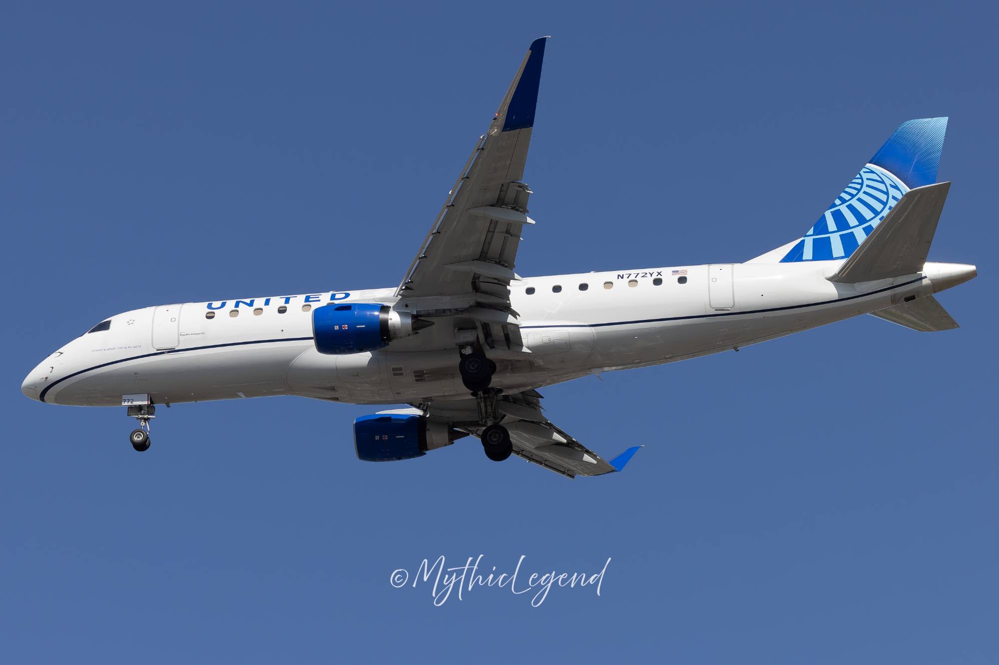 United Express N772YX at KEWR by MythicLegend
