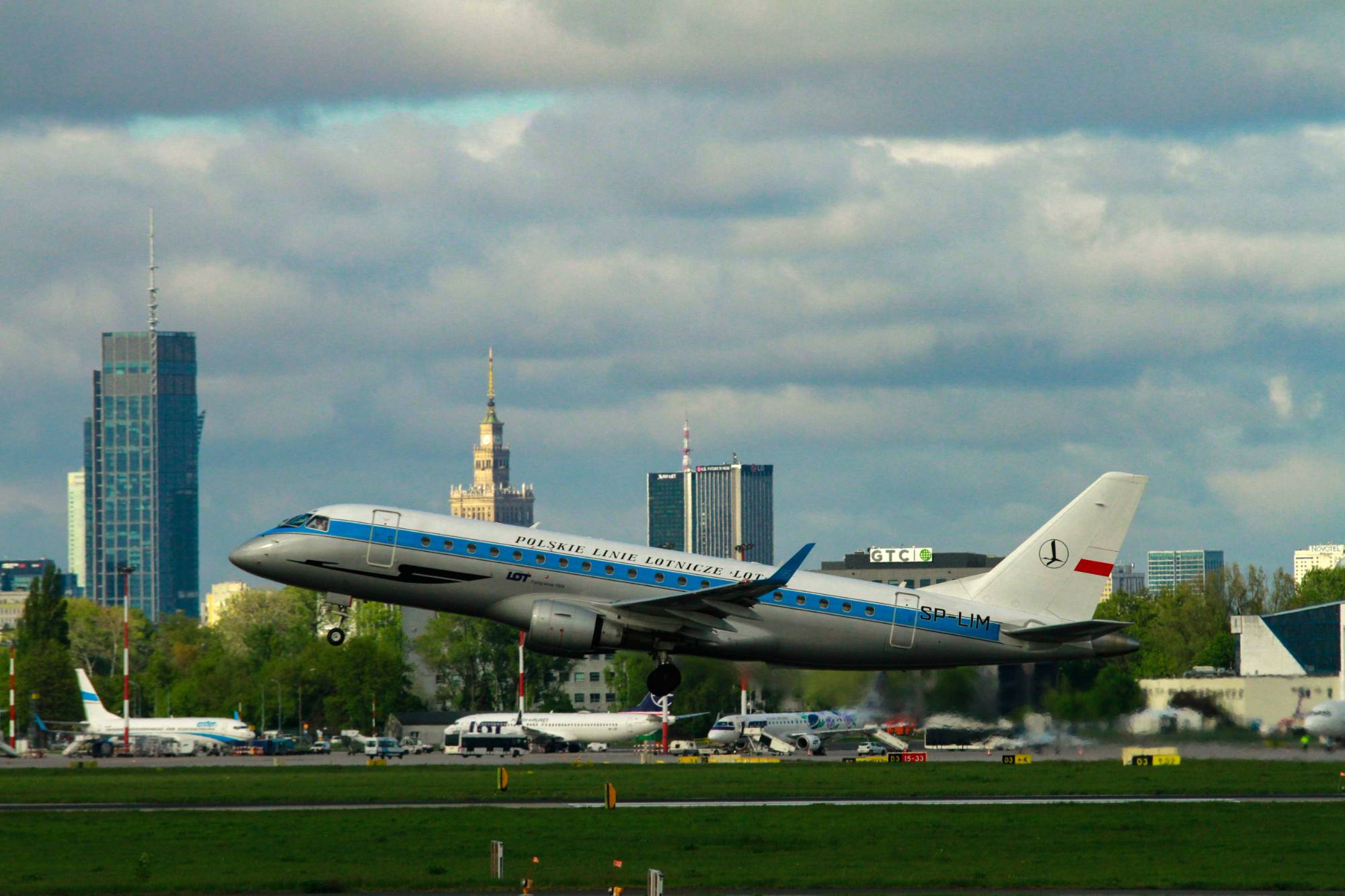 LOT SP-LIM at EPWA by Jetcob
