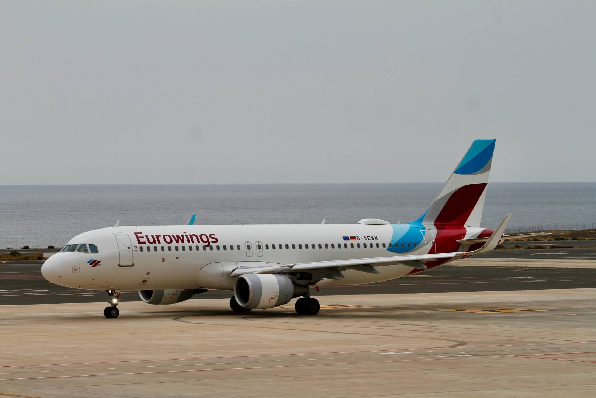 Eurowings D-AEWW at GCFV by Jetcob