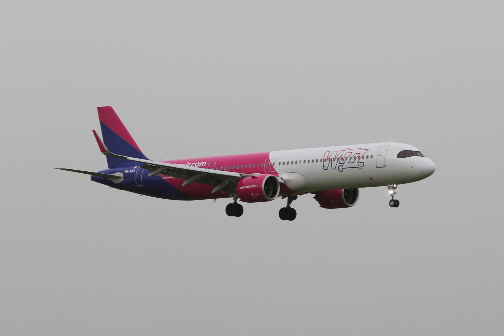 Wizzair 9H-WAD at LOWW by Jetcob