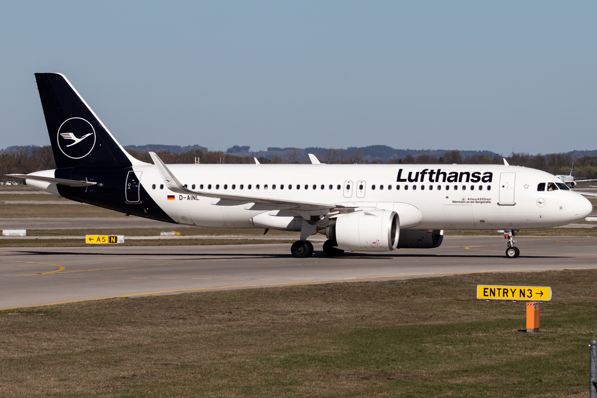 Lufthansa D-AINL at EDDM by Mawaviation