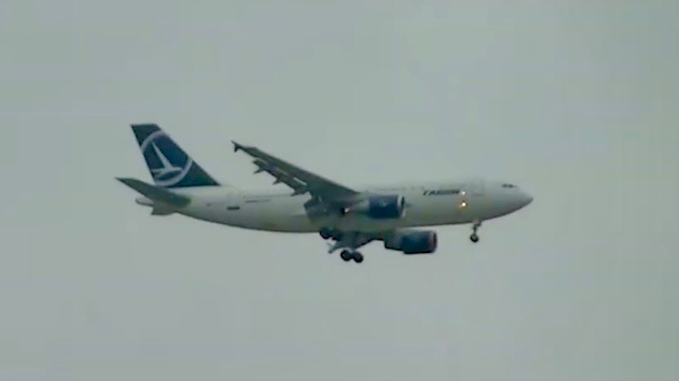 TAROM YR-LCB at LPMA by JFran_RF27