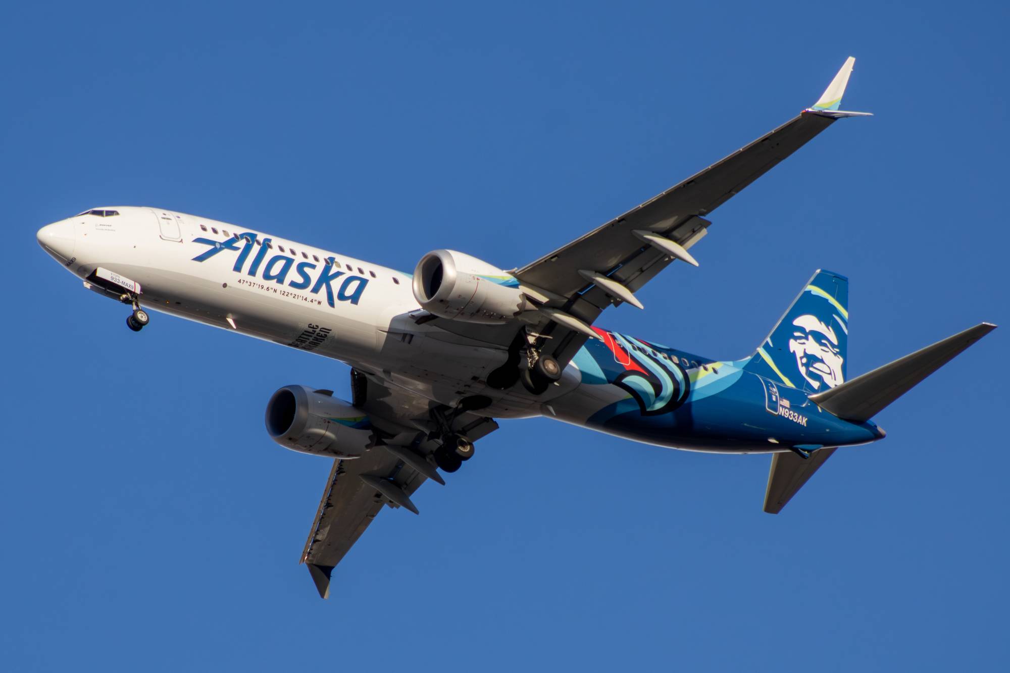 Alaska Airlines N933AK at KDEN by tyty_photographs