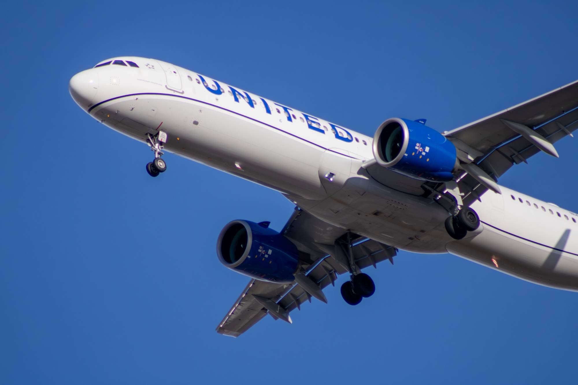 United Airlines N14544 at KDEN by tyty_photographs