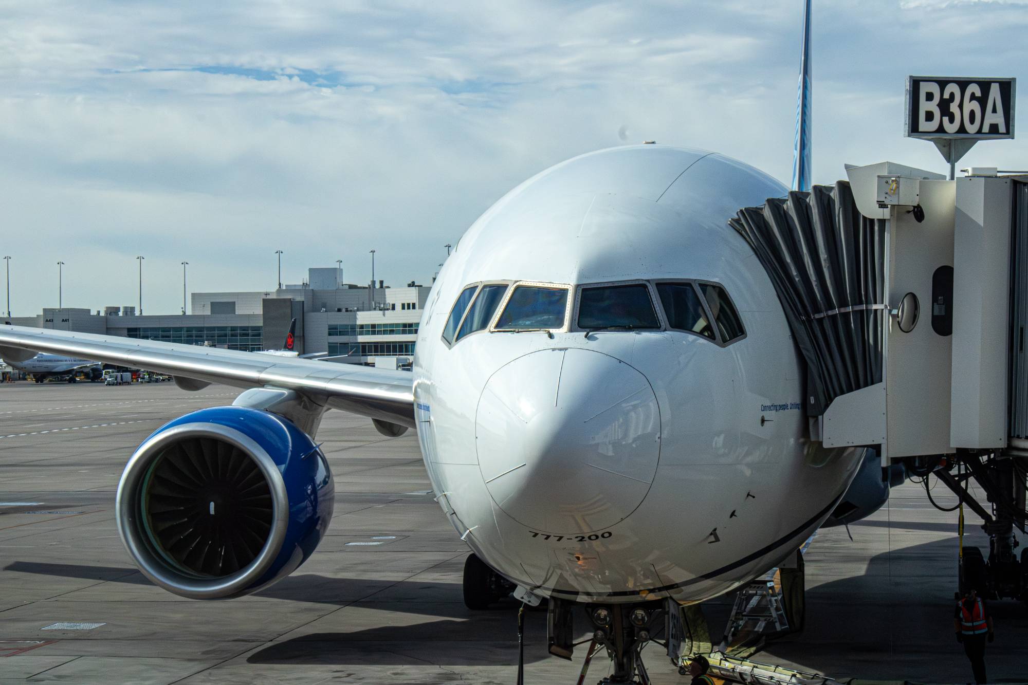 United Airlines N210UA at KDEN by tyty_photographs