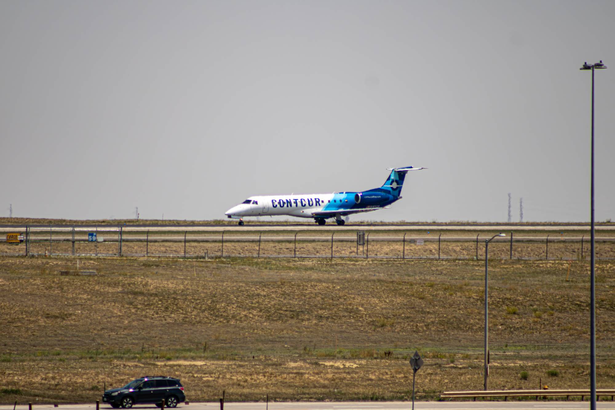 Contour Aviation N16525 at KDEN by tyty_photographs