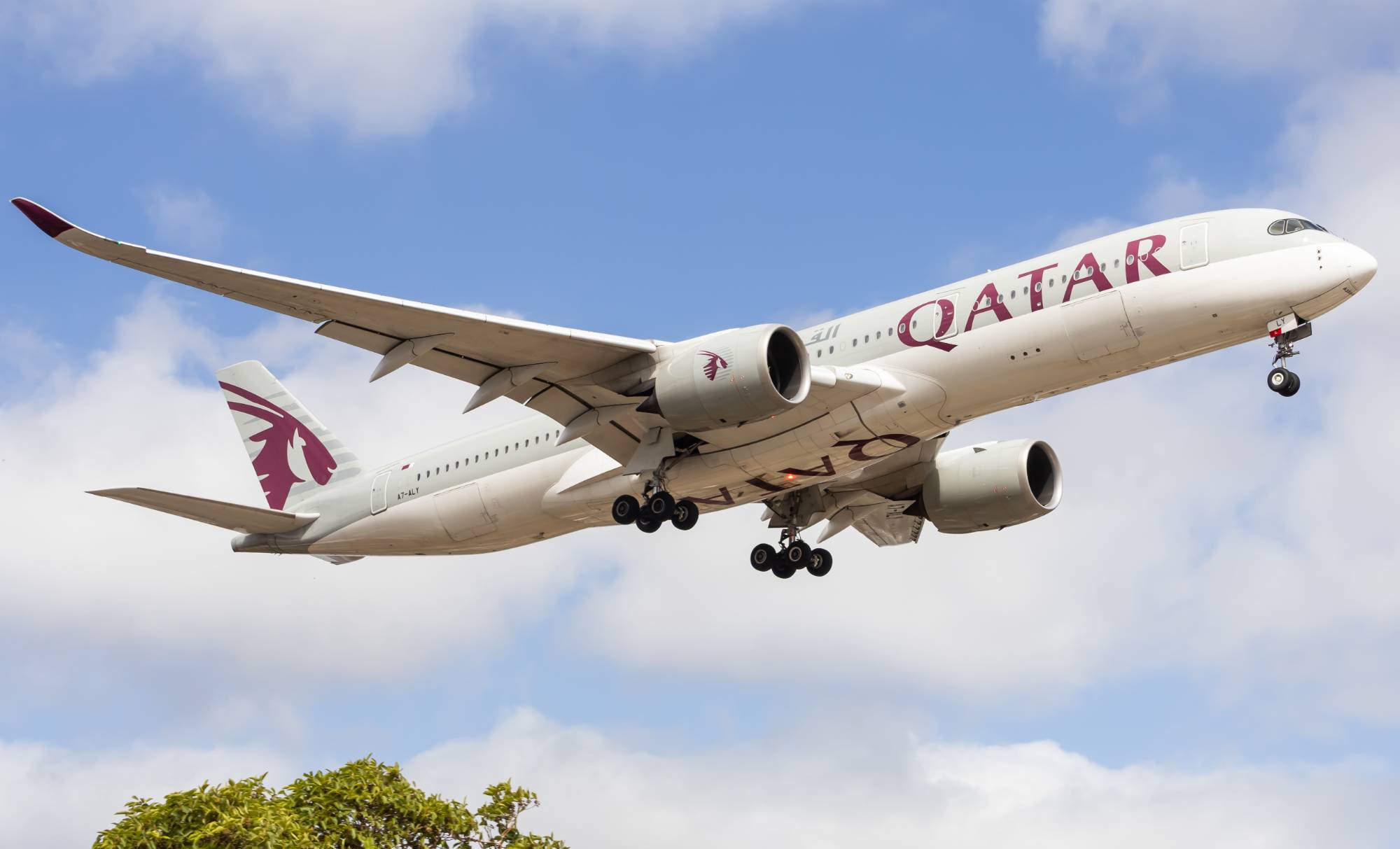 Qatar Airways A7-ALY at YPAD by yue