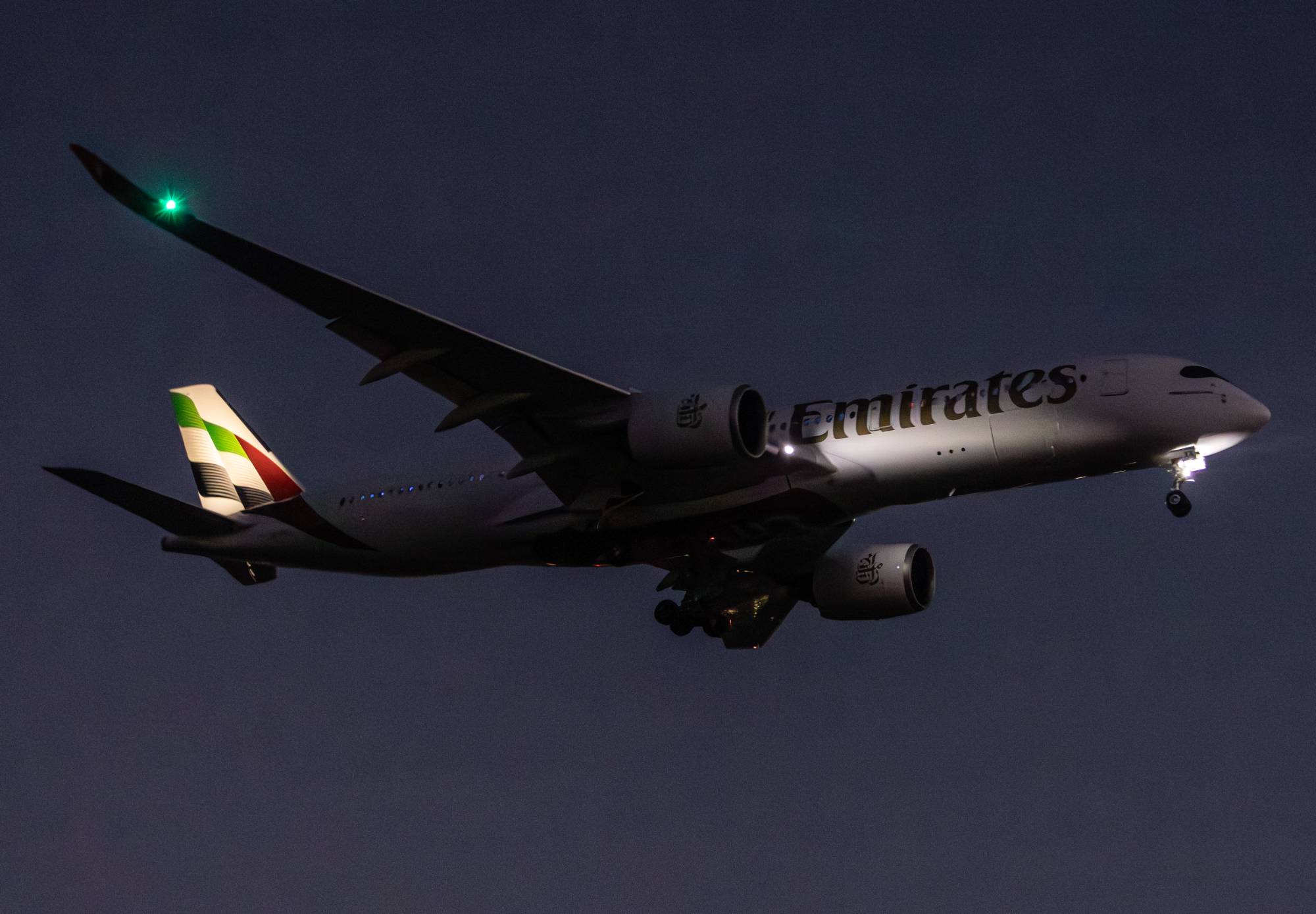 Emirates A6-EXK at ypad by yue