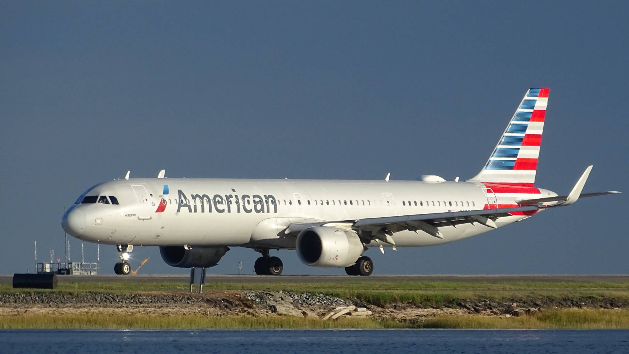 American Airlines N428AA at KBOS by DuckOnABike