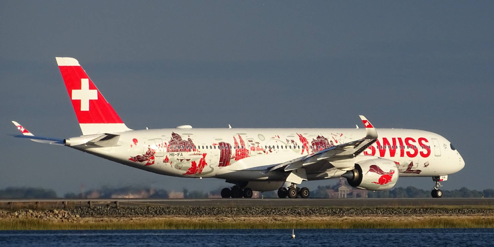 Swiss HB-IFA at KBOS by DuckOnABike