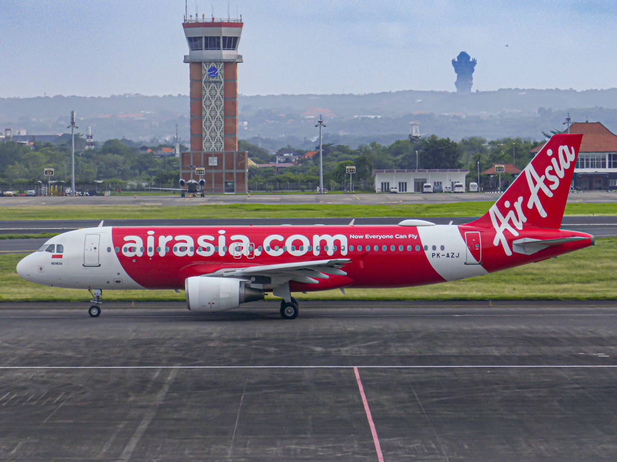 AirAsia PK-AZJ at WADD by boydbayley