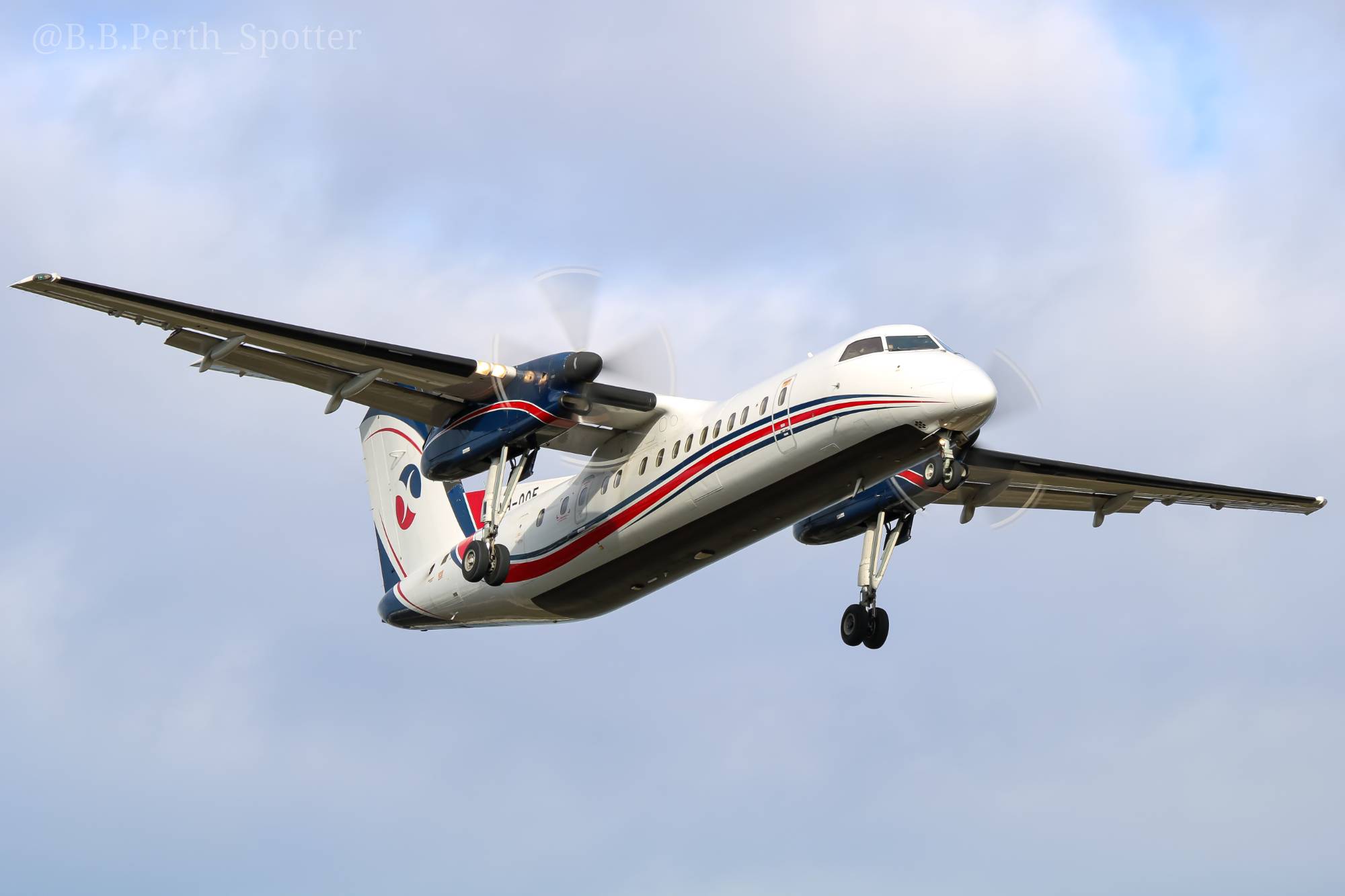 Maroomba Airlines VH-QQE at YPPH by boydbayley