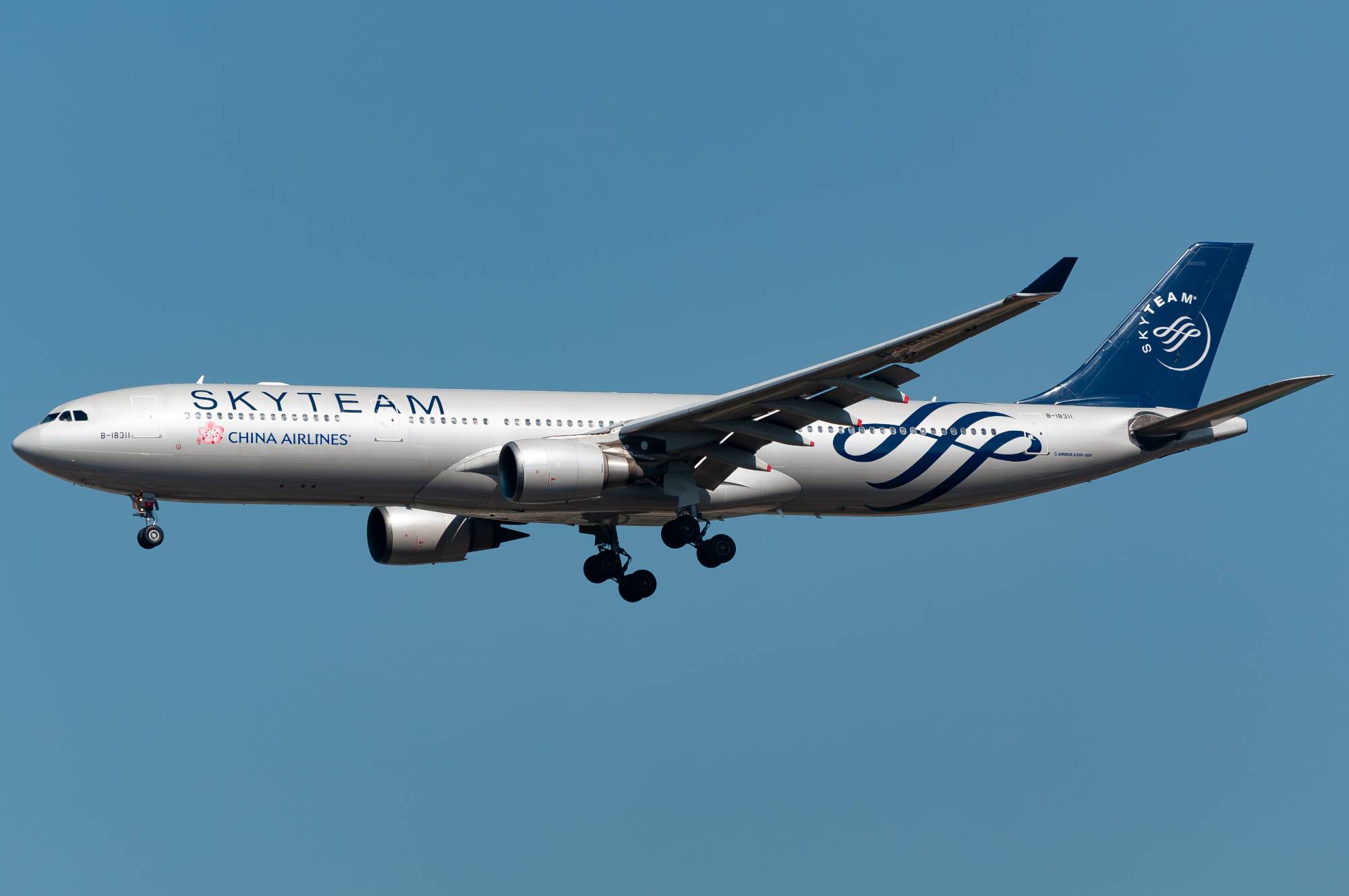 China Airlines B-18311 at ZGGG by SEAL