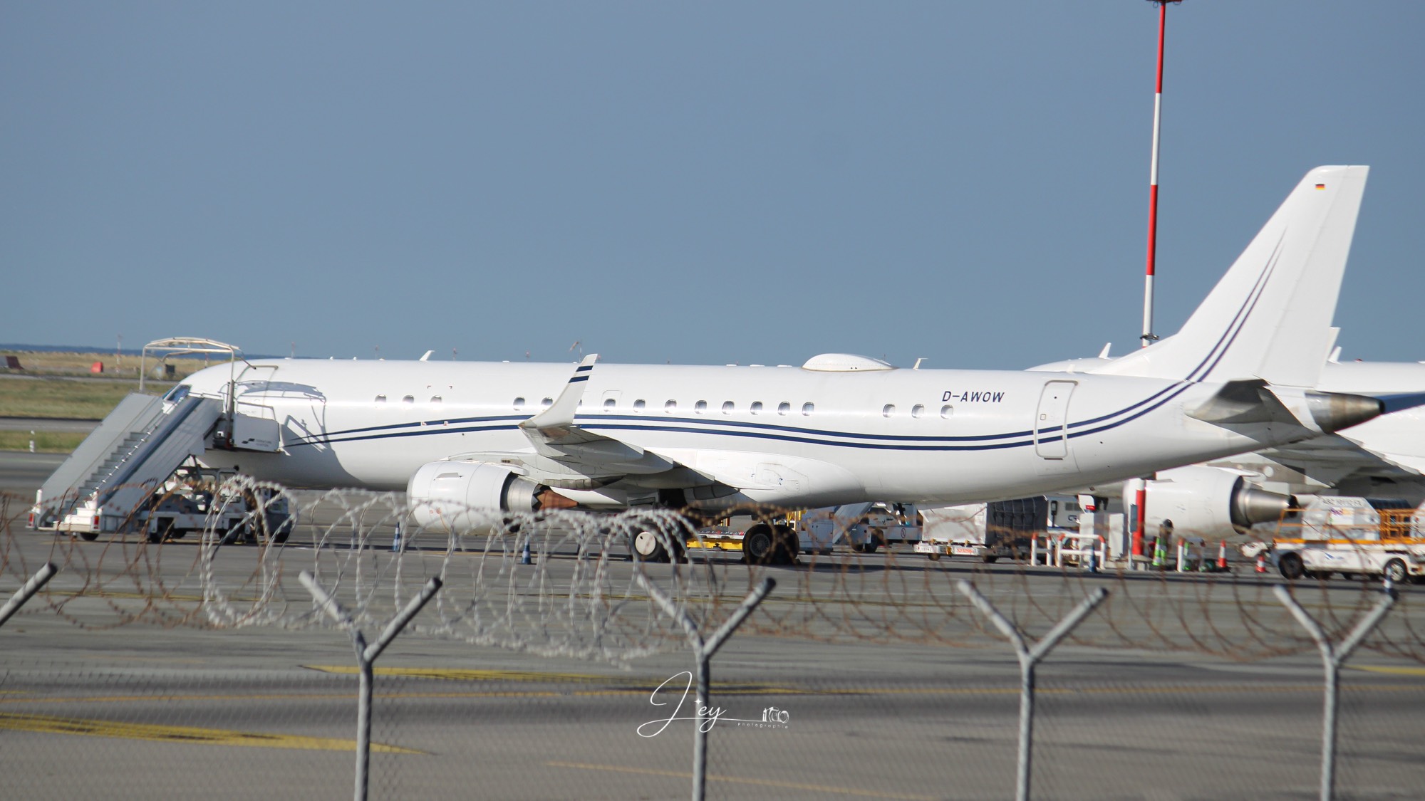 Vista jet D-AWOW at LFMN by Leyphotography