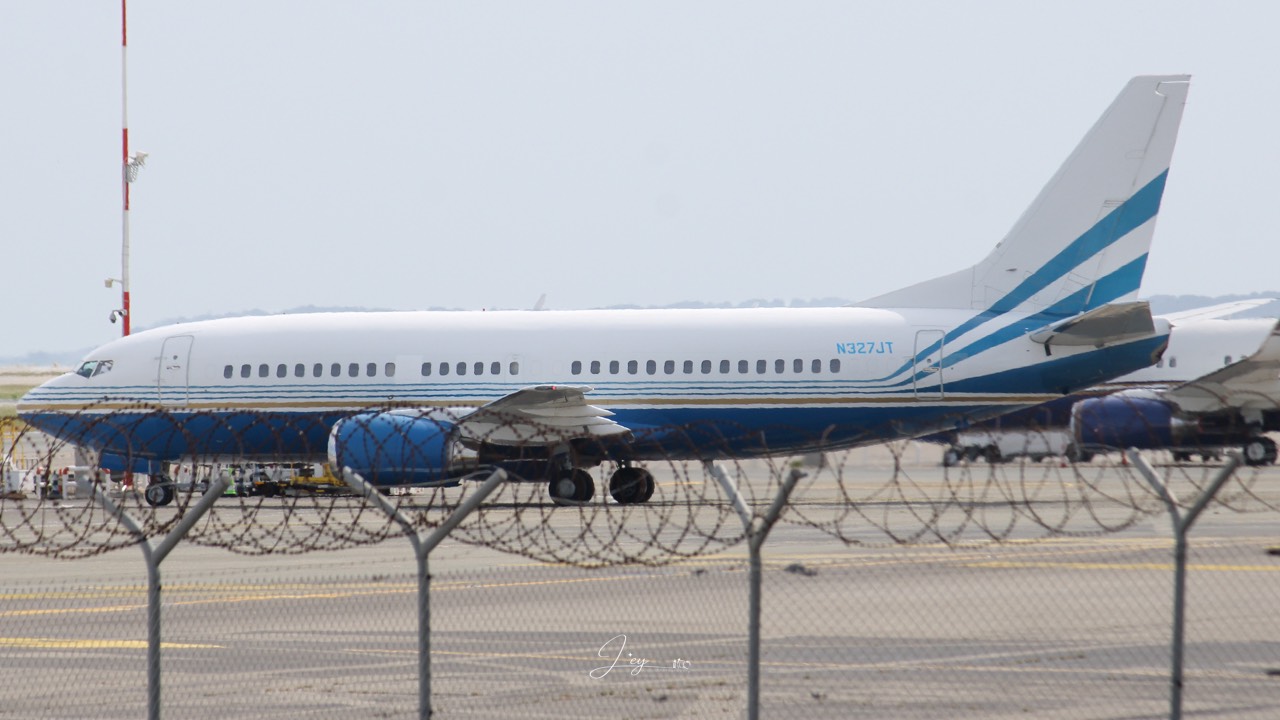 N327JT at LFMN by Leyphotography