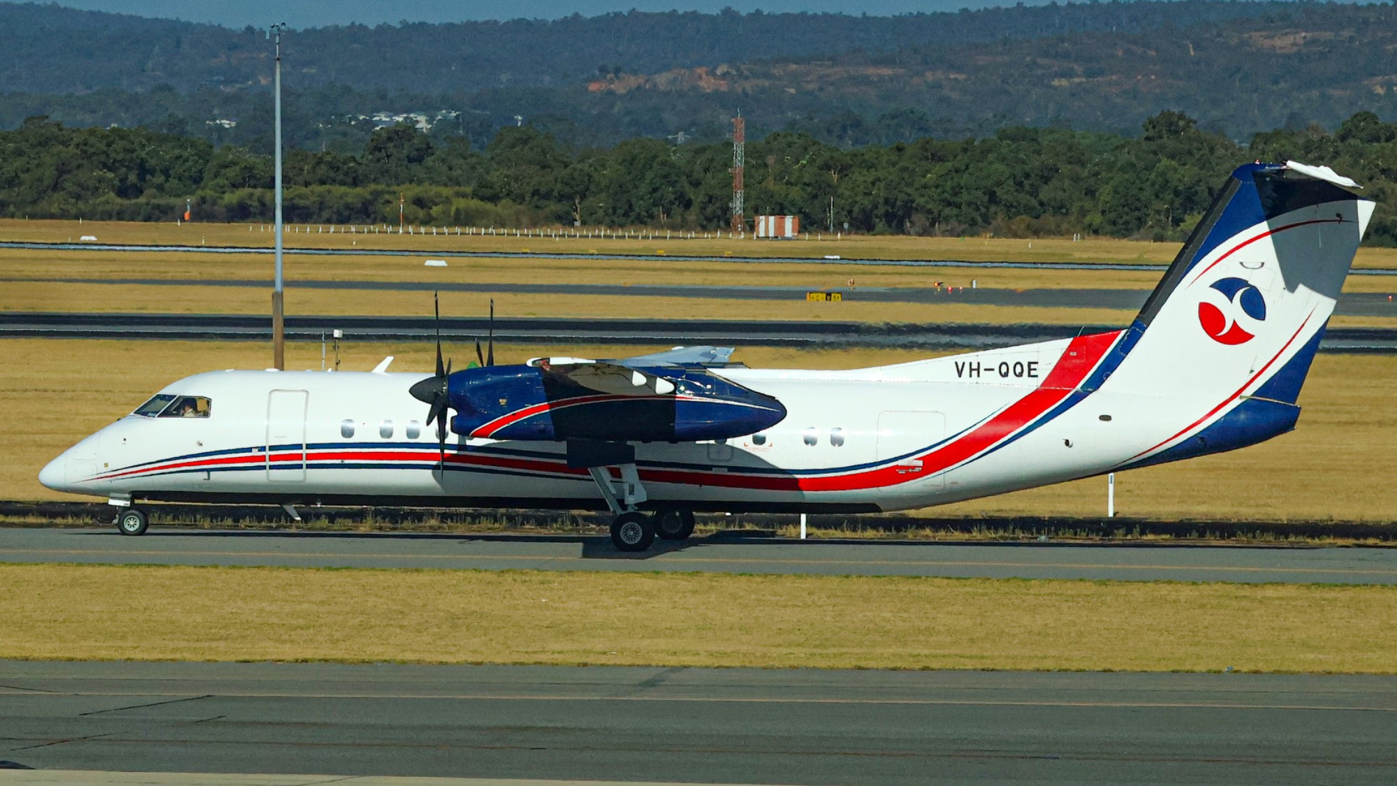Maroomba Airlines VH-QQE at YPPH by JBs_Aviation