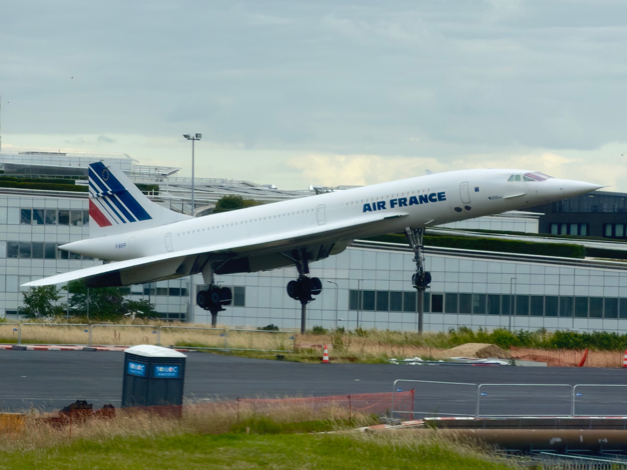 Air France F-BVFF at LFPG by IrishAvgeek