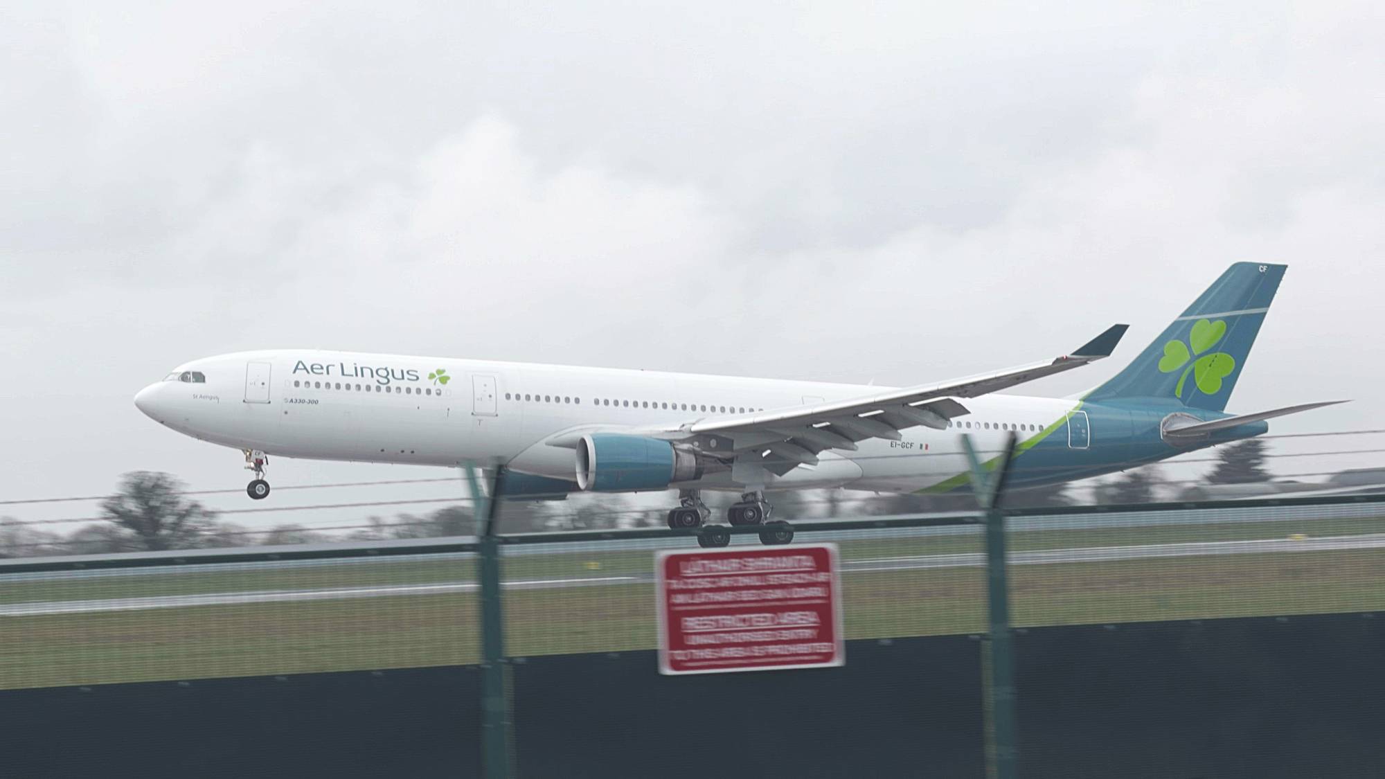 Aer Lingus EI-GCF at EIDW by IrishAvgeek