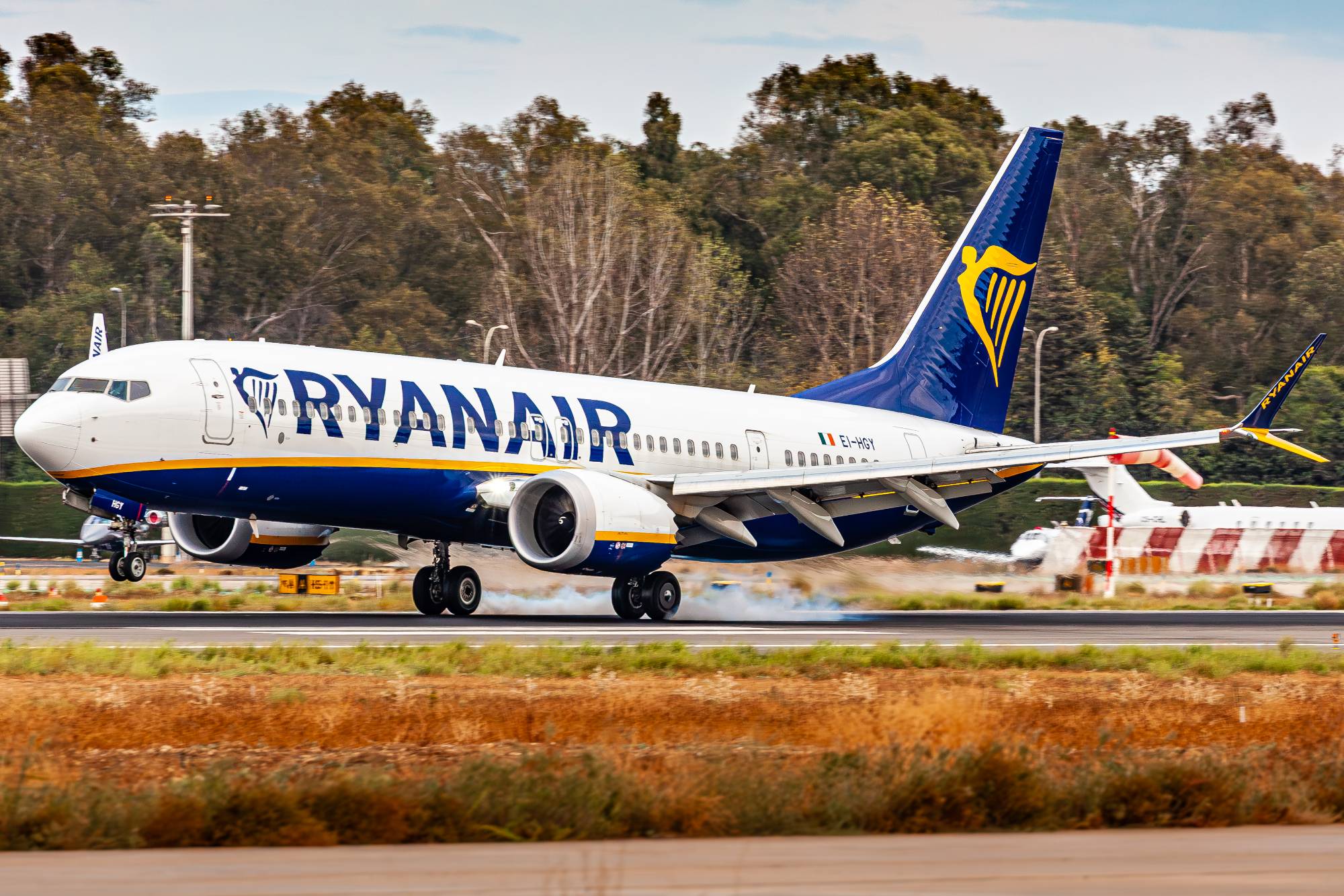 Ryanair EI-HGY at LEMG by Kevin