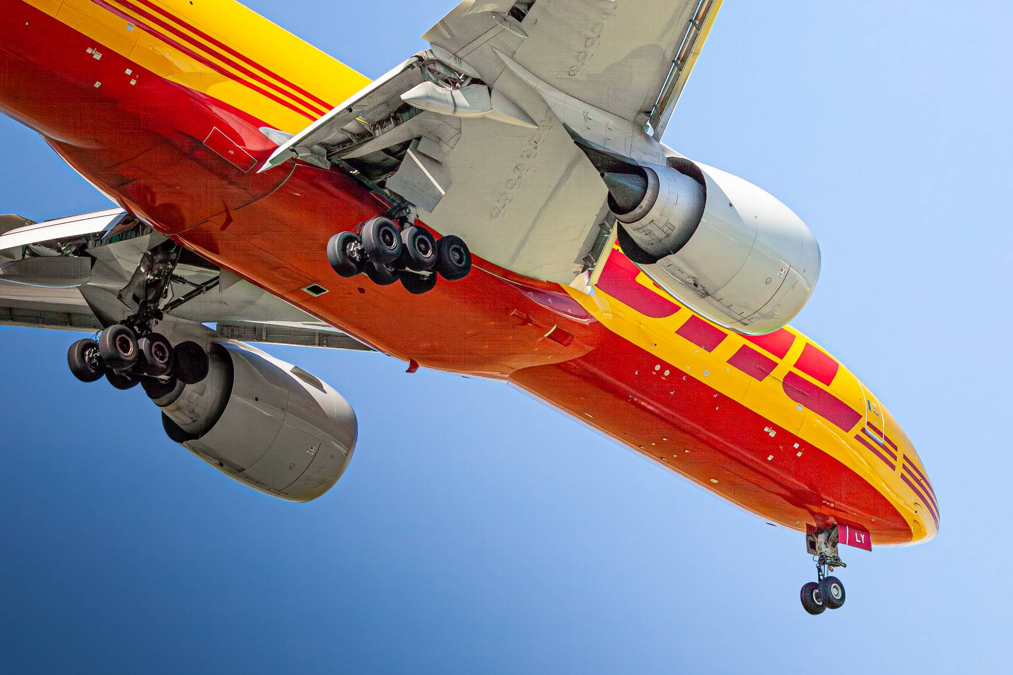 DHL G-DHLY at EDDP by Kevin