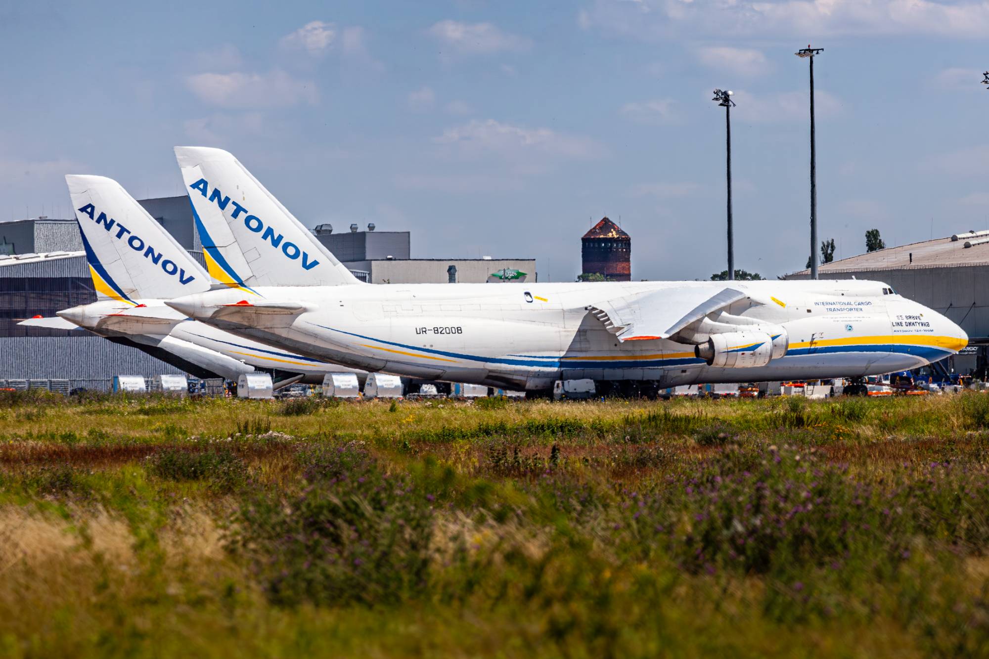 Antonov UR-82008 at EDDP by Kevin