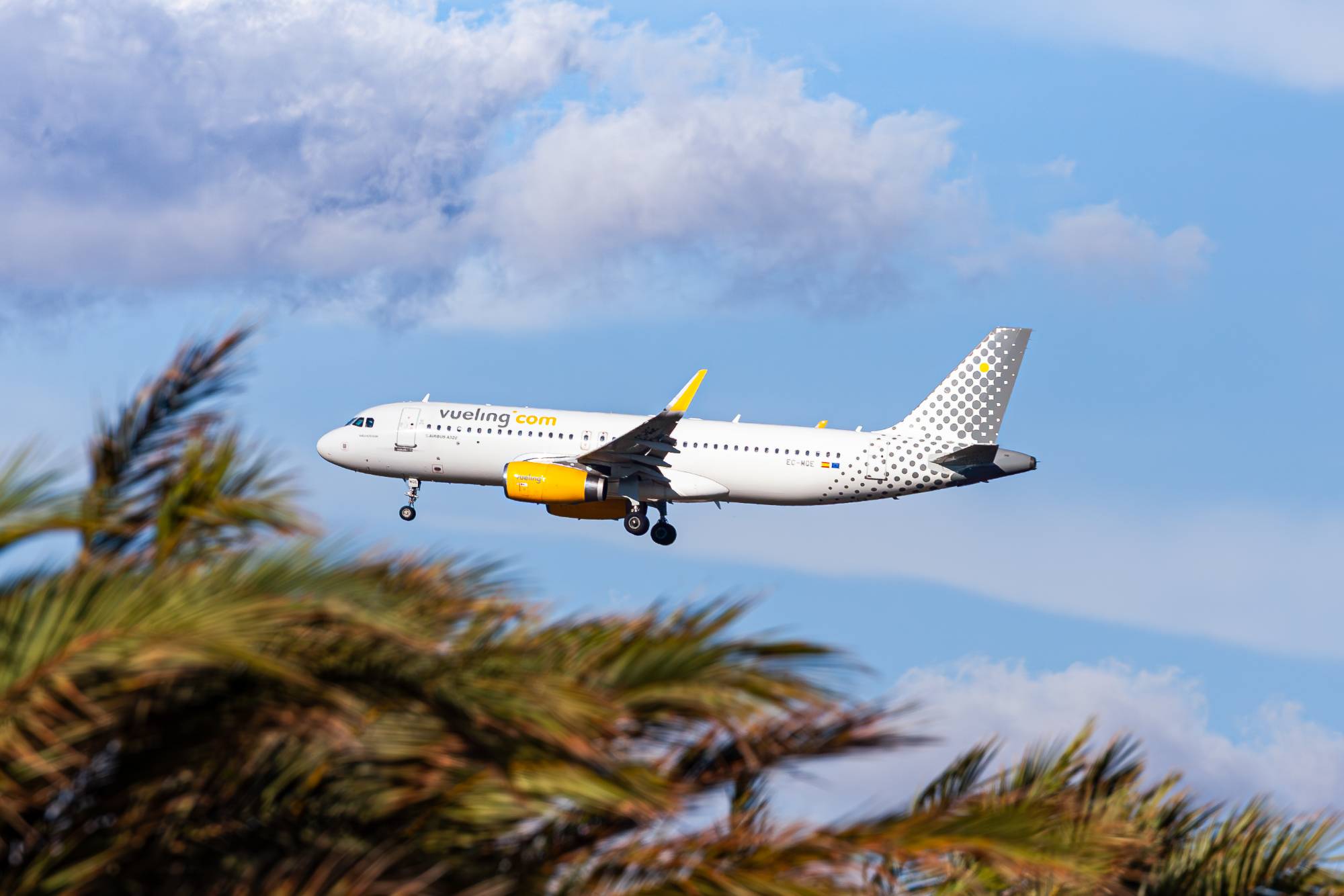 Vueling EC-MQE at LEMG by Kevin