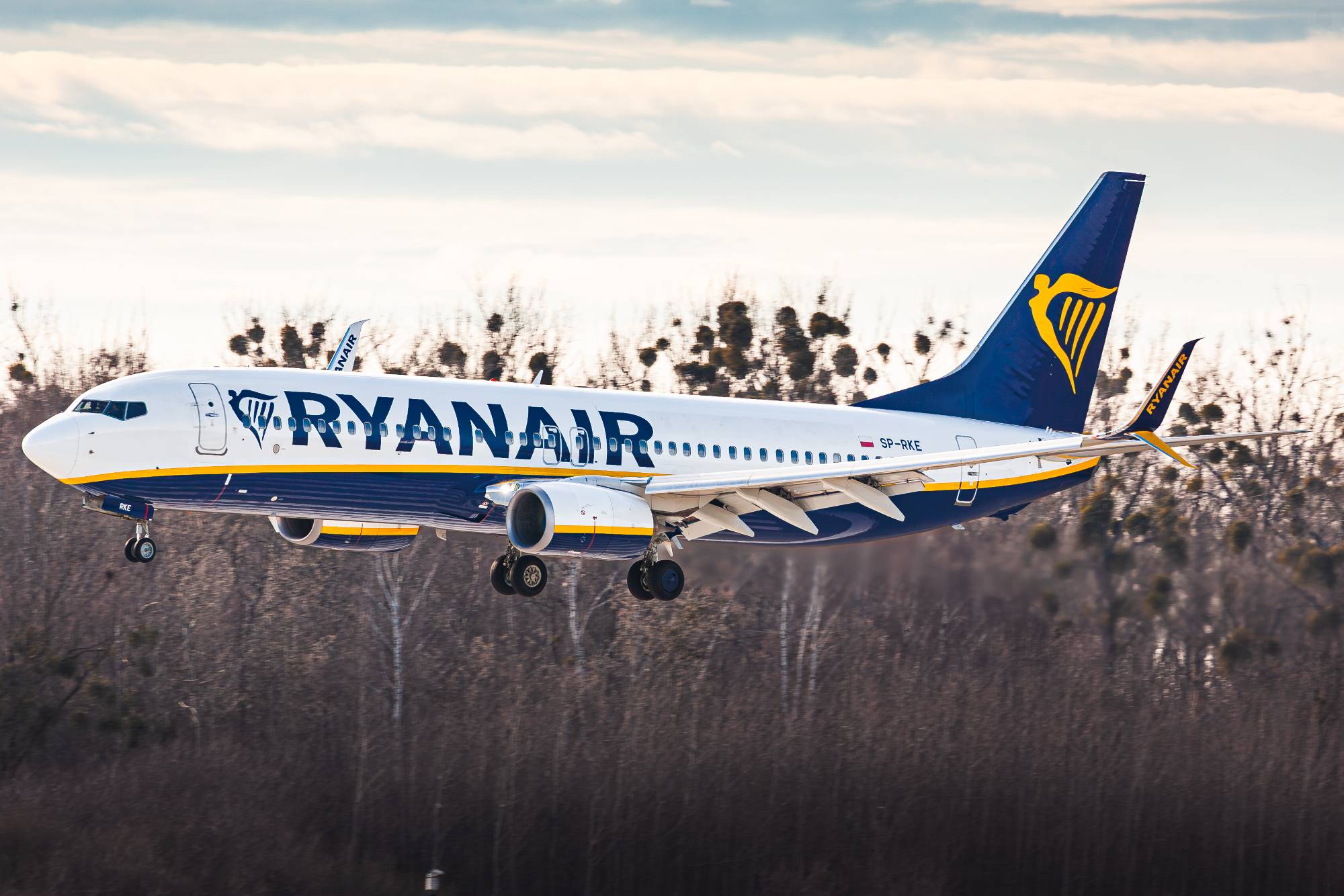Ryanair SP-RKE at EPWR by Kevin