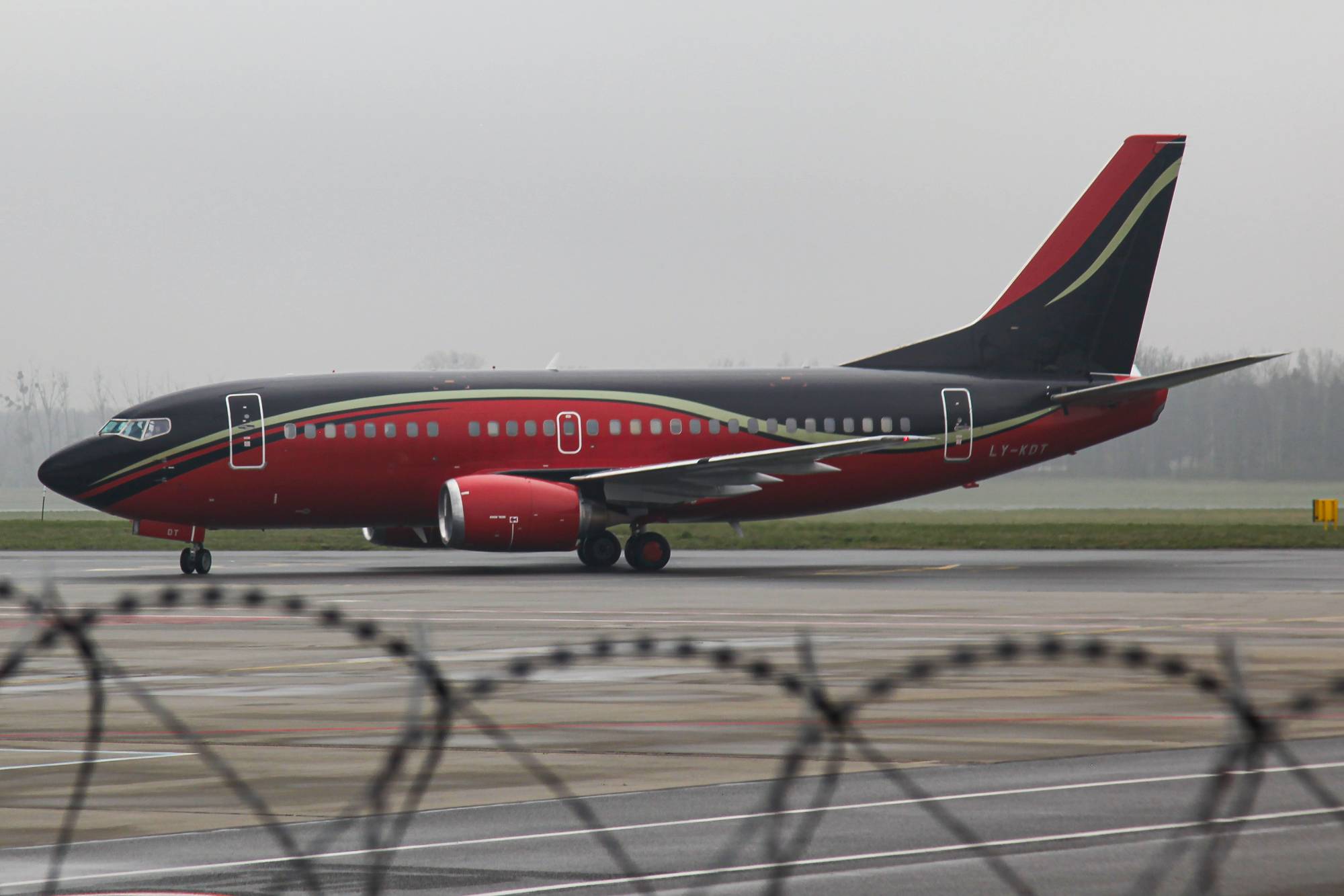 KlasJet LY-KDT at EPWR by Kevin
