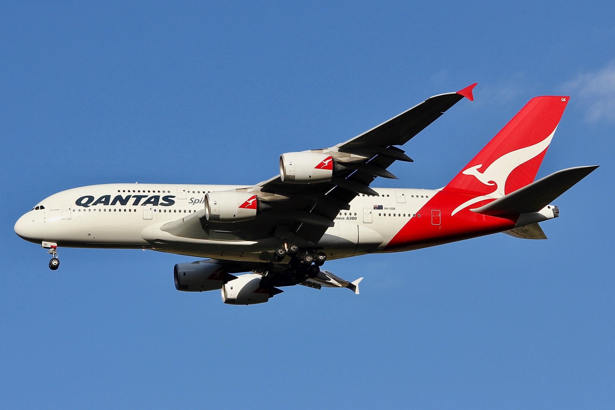Qantas VH-OQK at YMML by skeltonj99