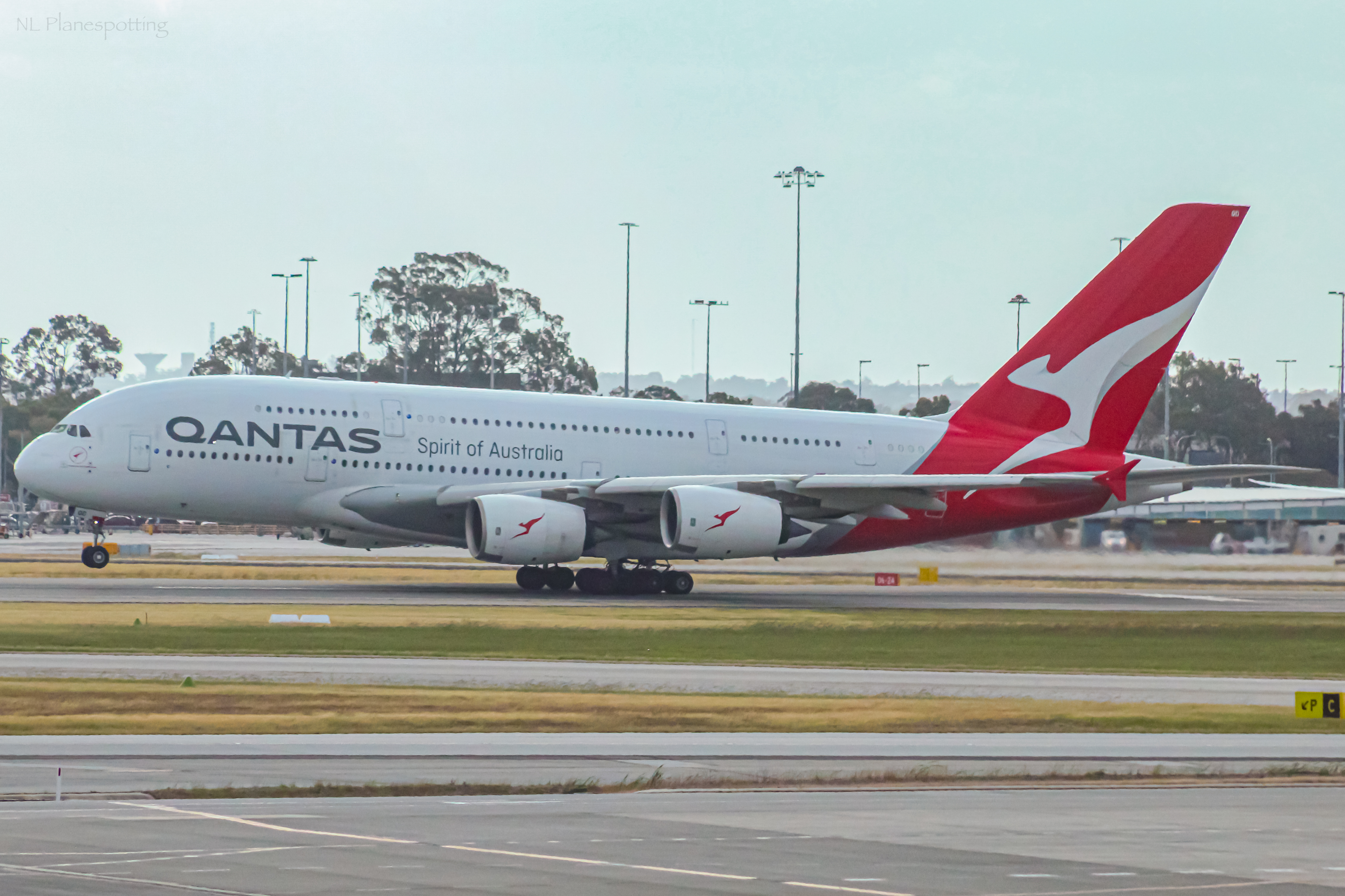 Qantas VH-OQD at YPPH by NL_Planespotting