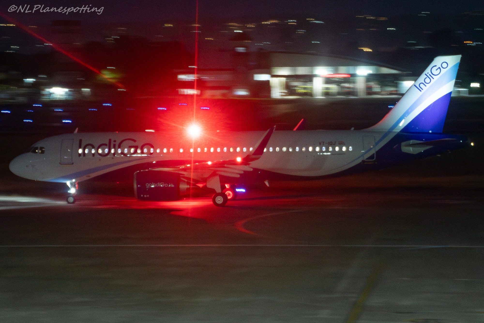 IndiGo VT-IOJ at WADD by NL_Planespotting