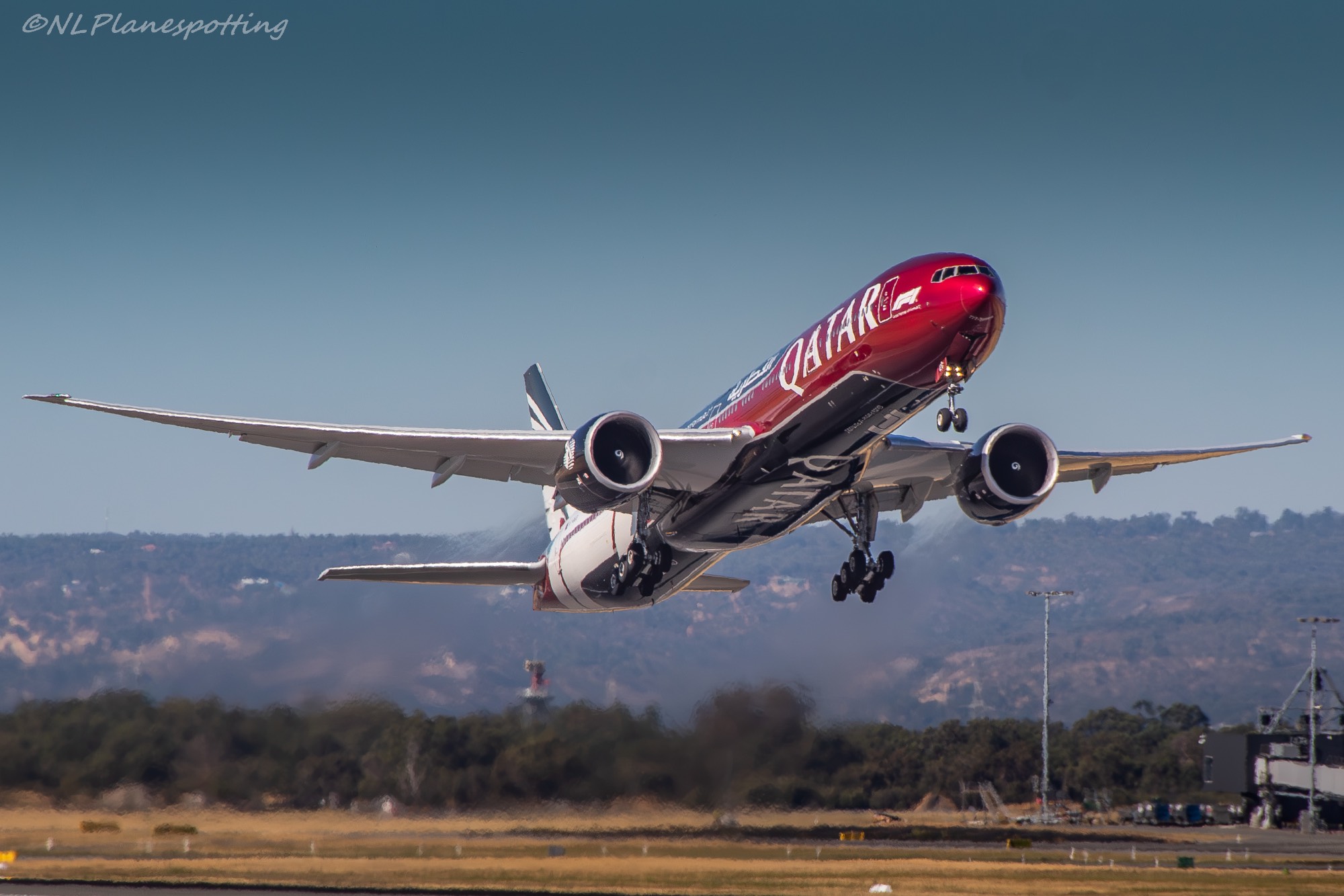Qatar Airways A7-BEG at YPPH by NL_Planespotting