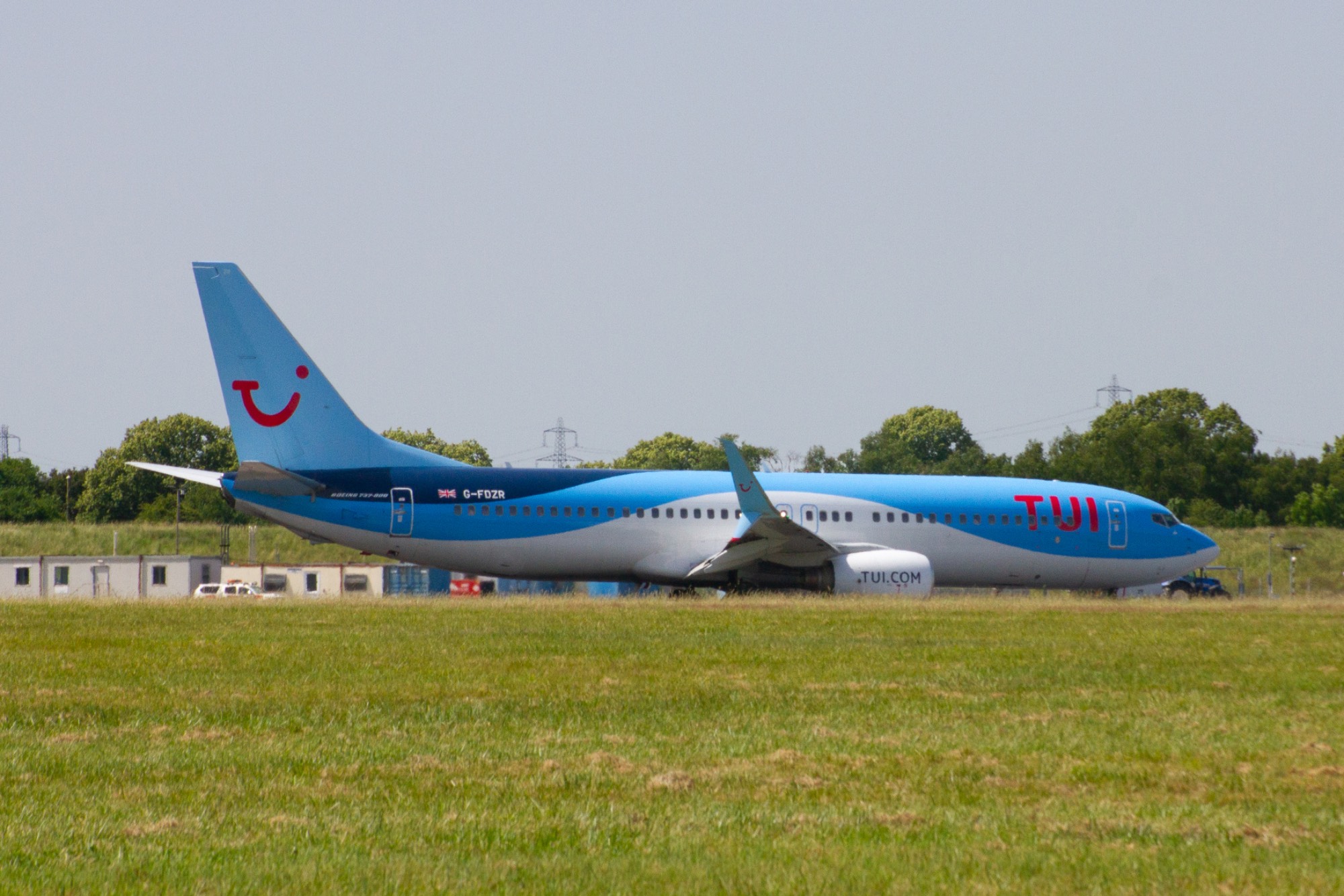 TUI G-FDZR at EGHI by oscarbromilow