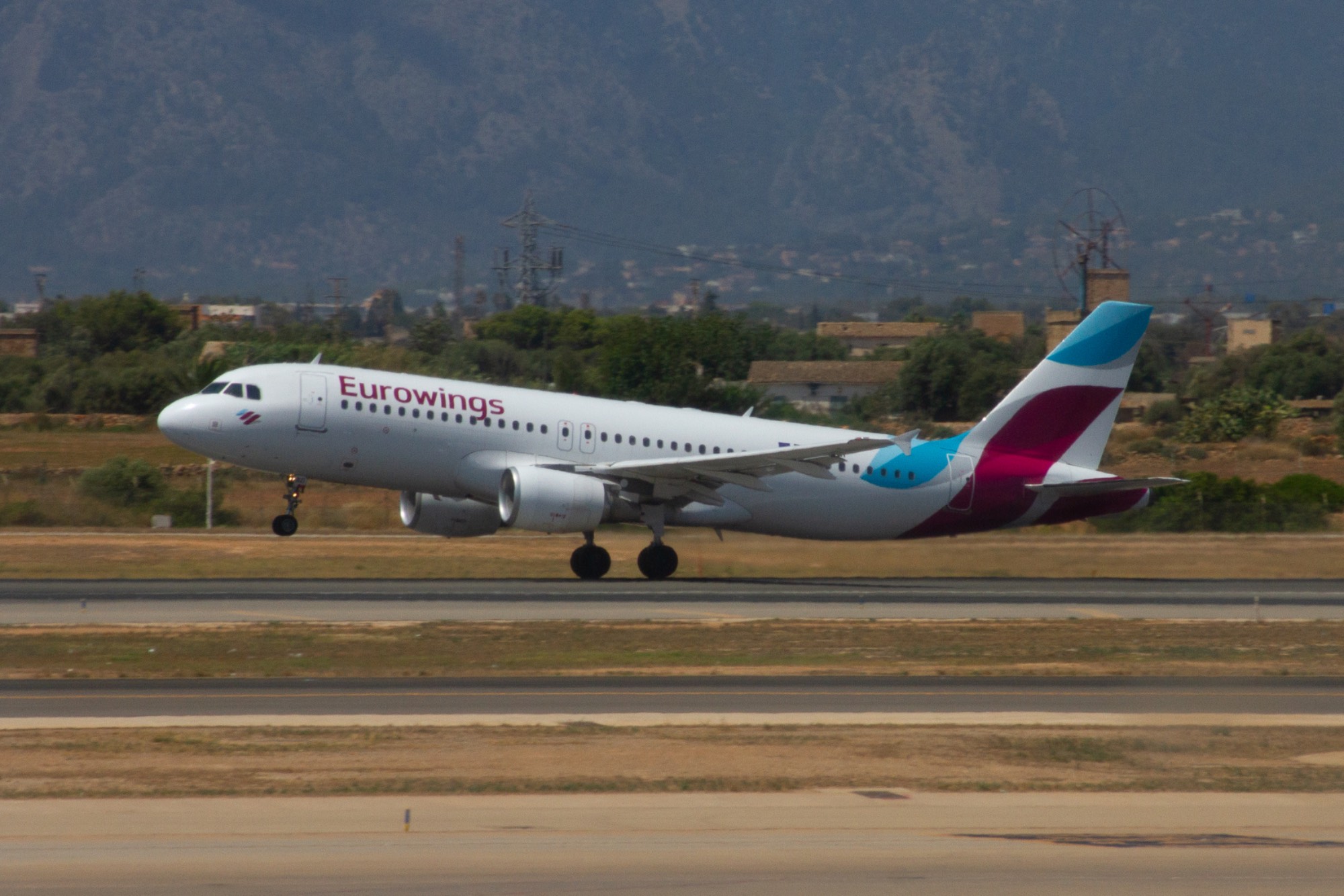 Eurowings D-ABZI at LEPA by oscarbromilow