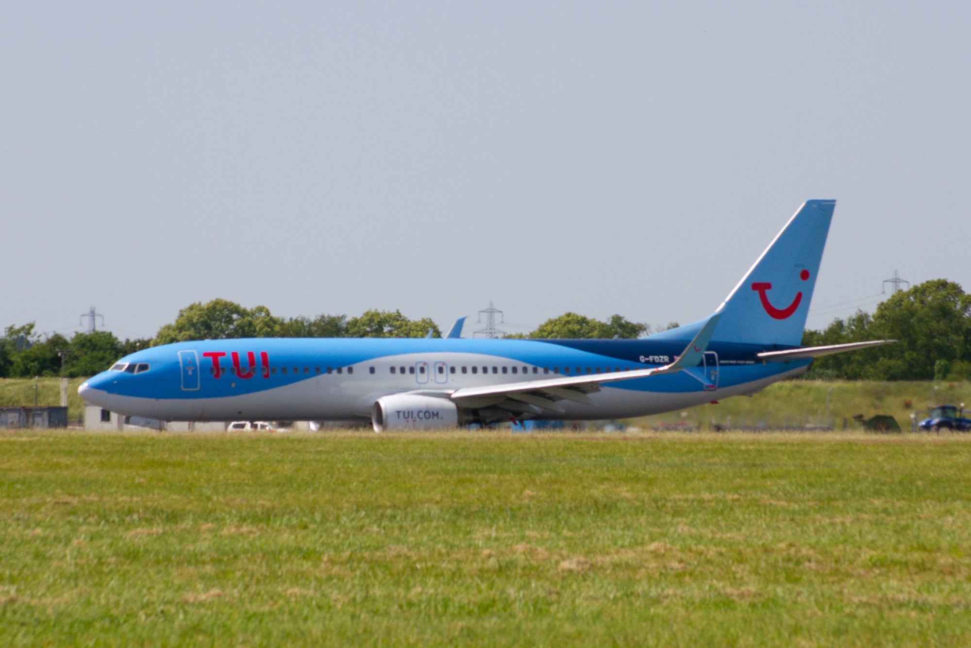 TUI G-FDZR at EGHI by oscarbromilow