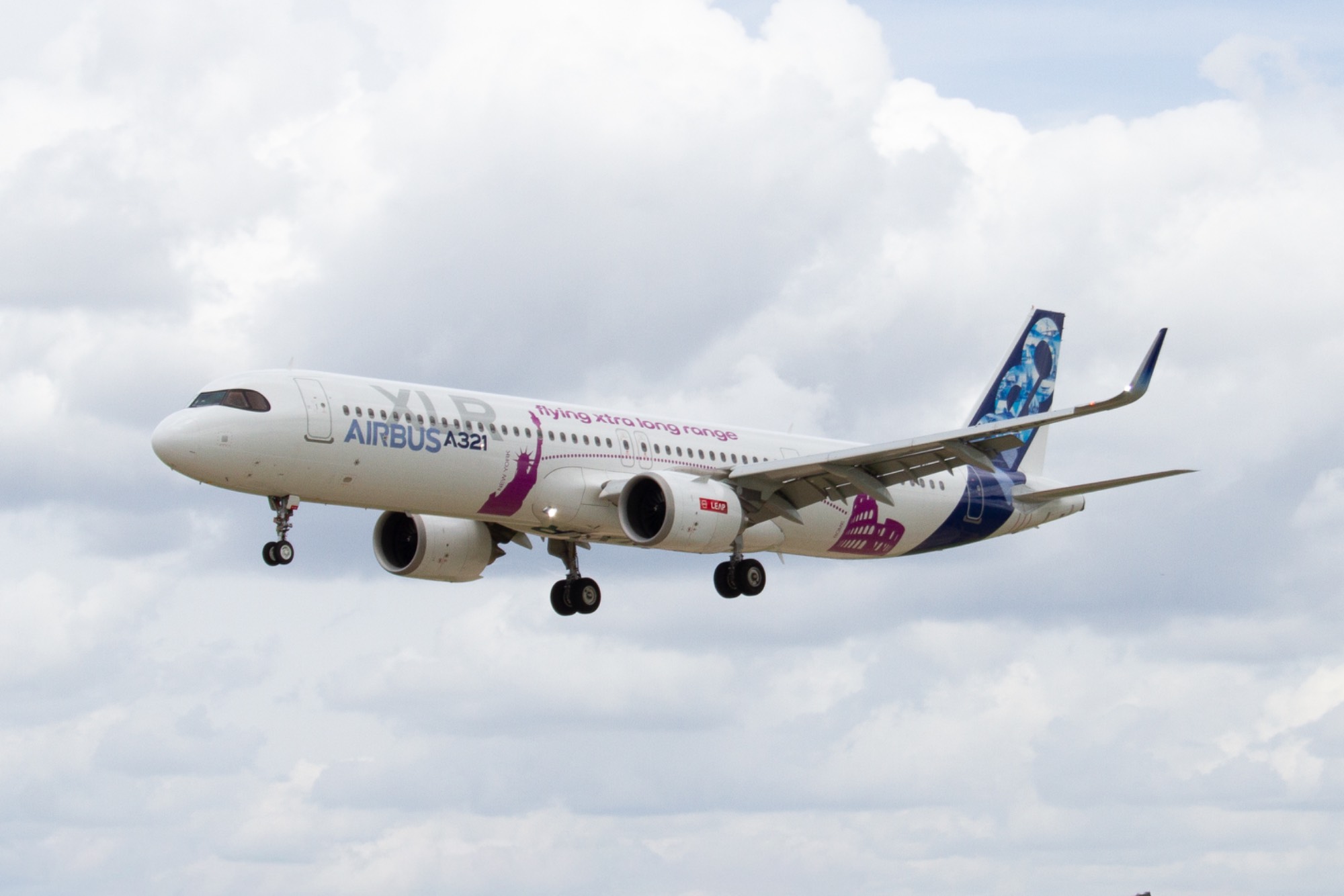 Airbus F-WXLR at EGLF by oscarbromilow