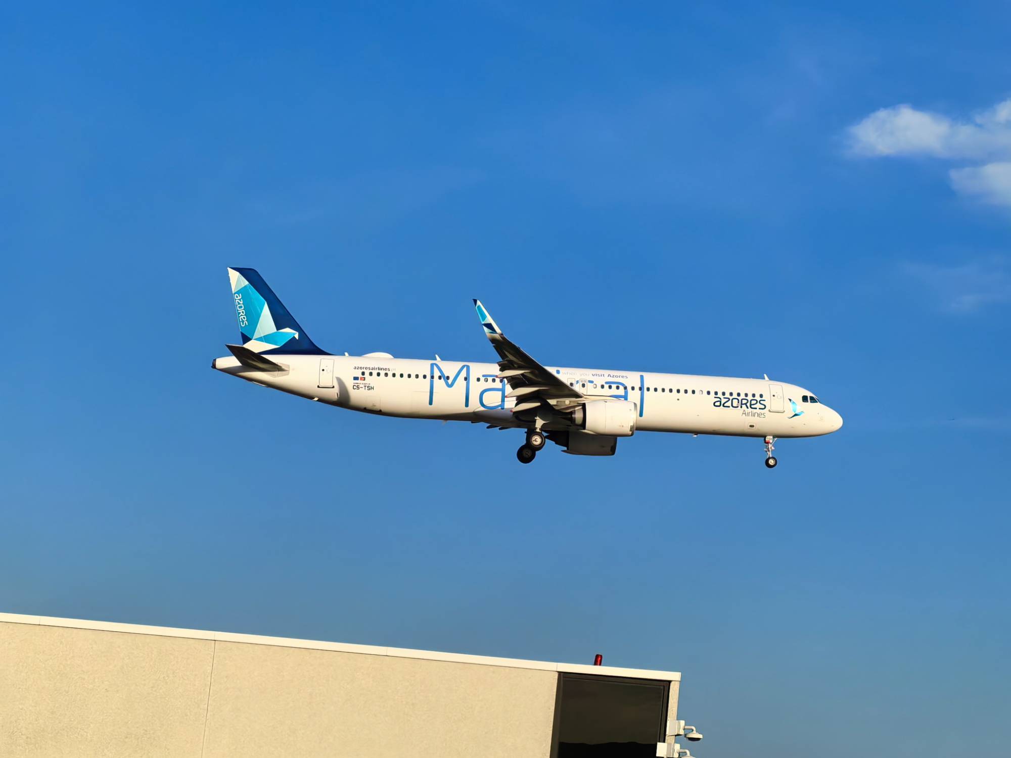 Azure Airlines CS-TSH at cyyz by A350