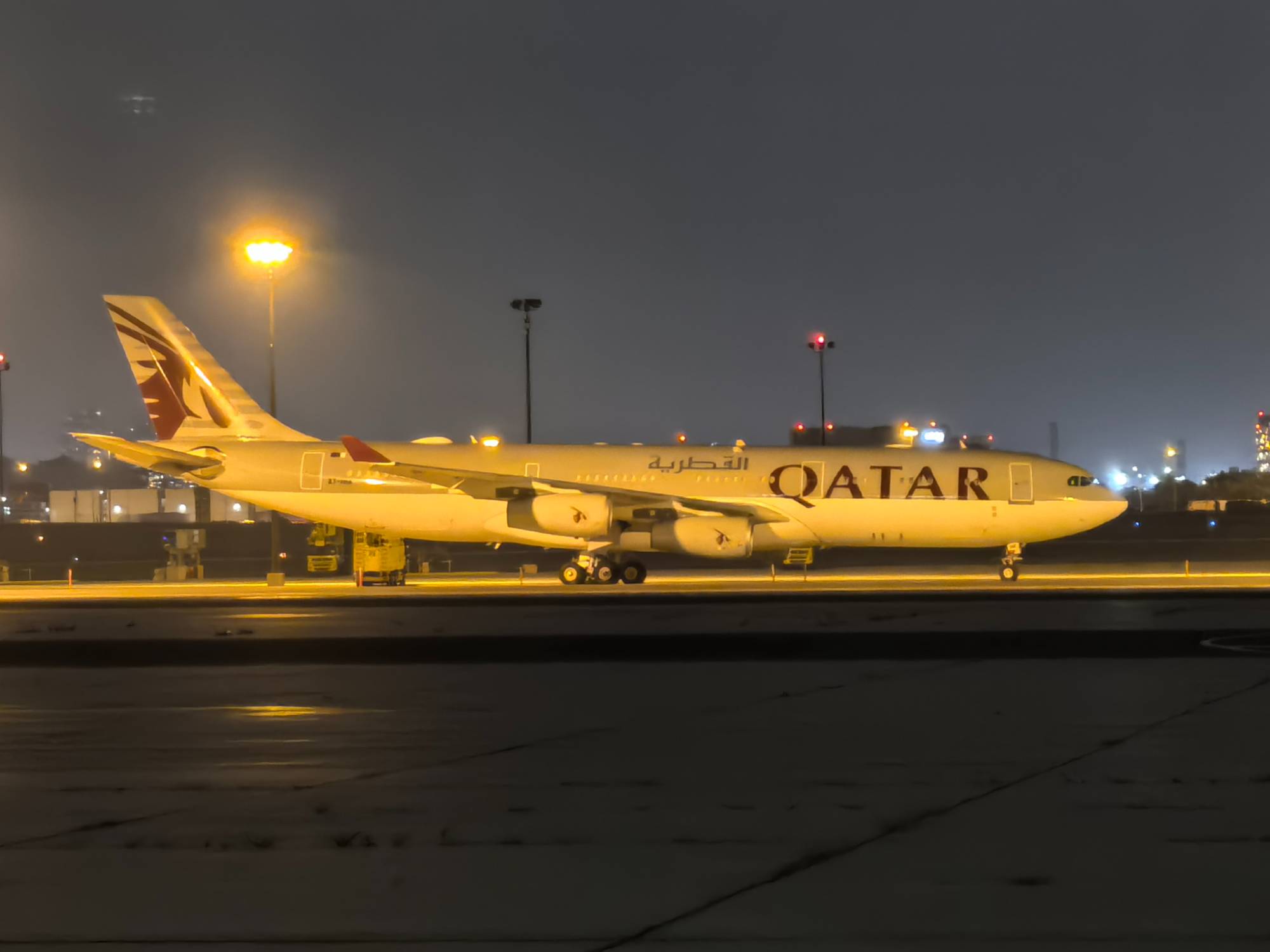 Qatar Airways A7-HHK at CYYZ by A350