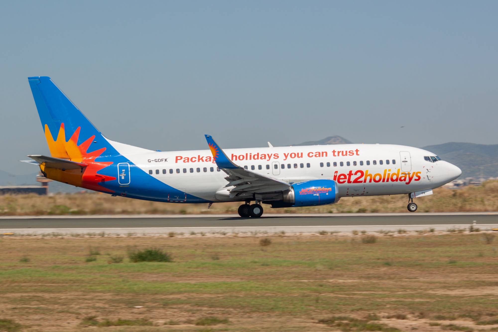 Jet2 G-GDFK at LEBL by jorgealvarezsan
