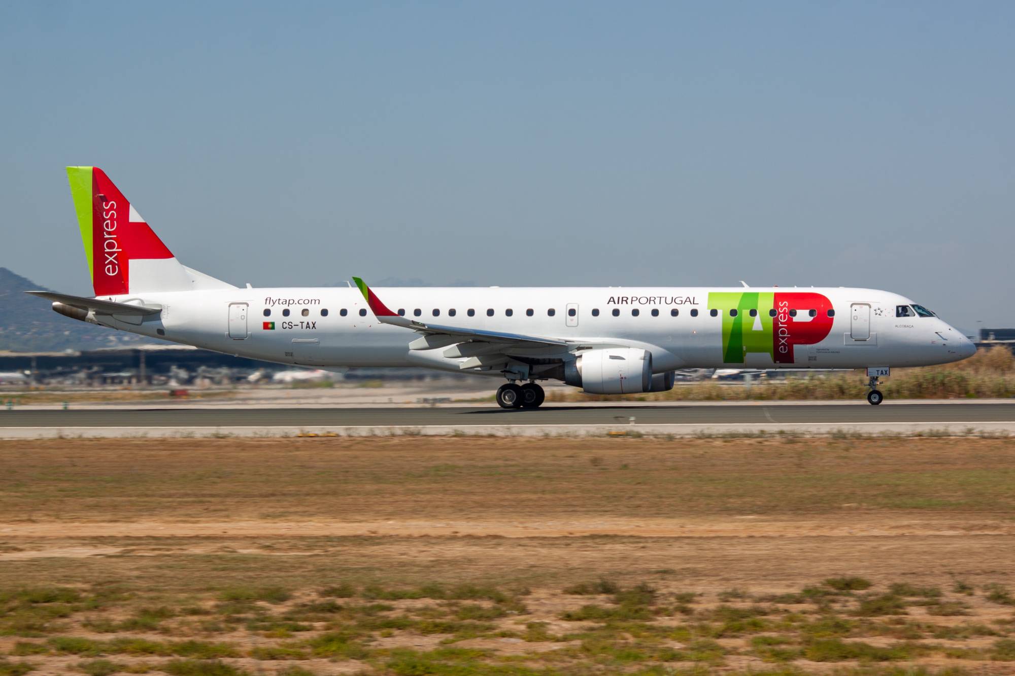 TAP Express CS-TAX at LEBL by jorgealvarezsan