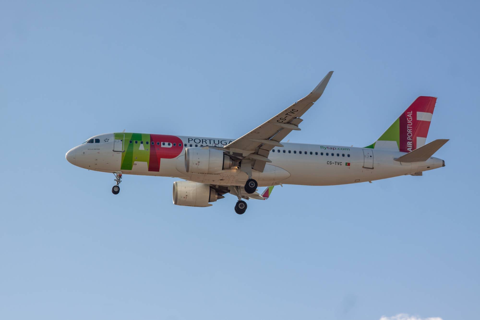 TAP Air Portugal CS-TVC at LPPT by jorgealvarezsan