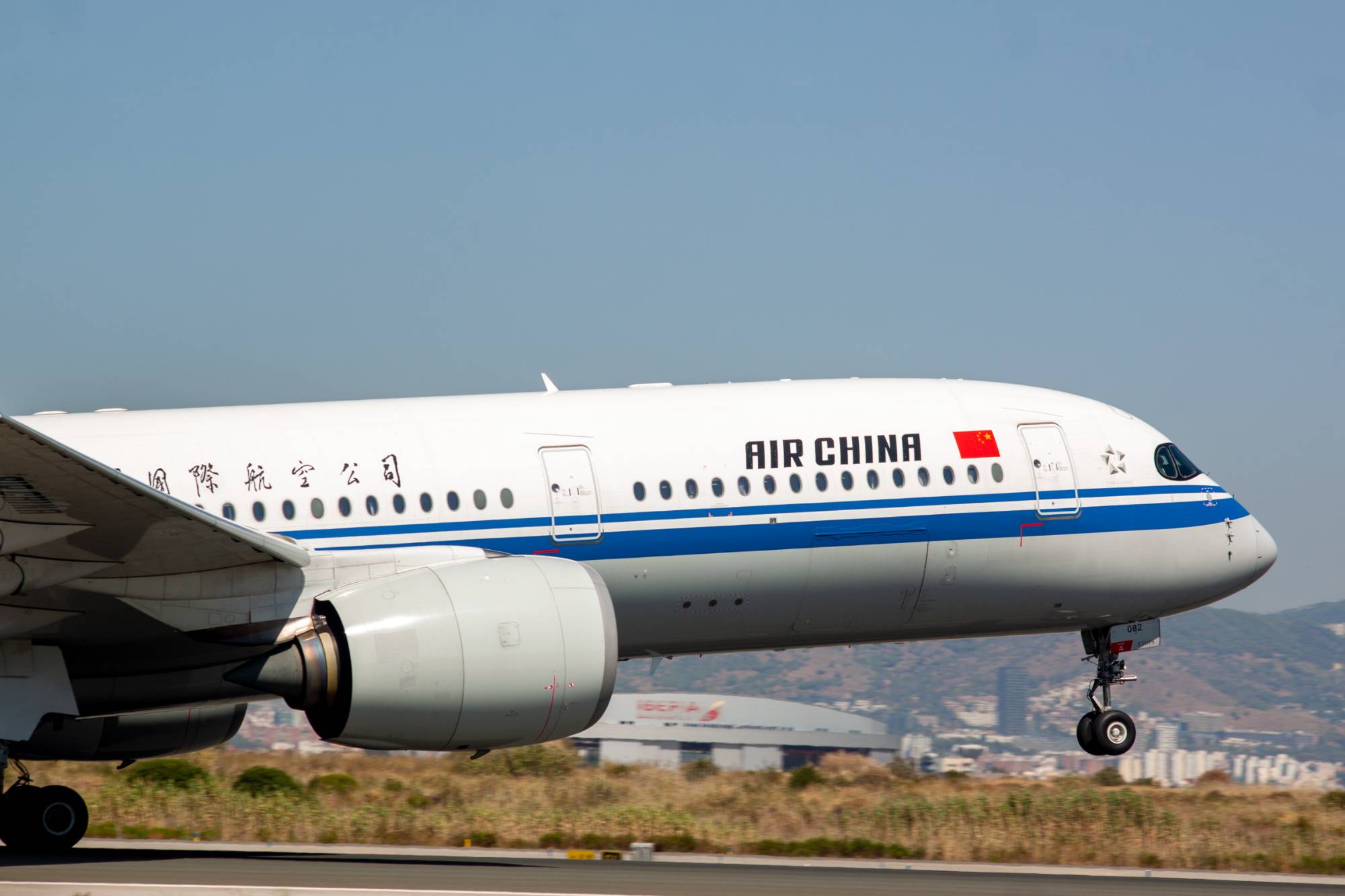 Air China B-1082 at LEBL by jorgealvarezsan