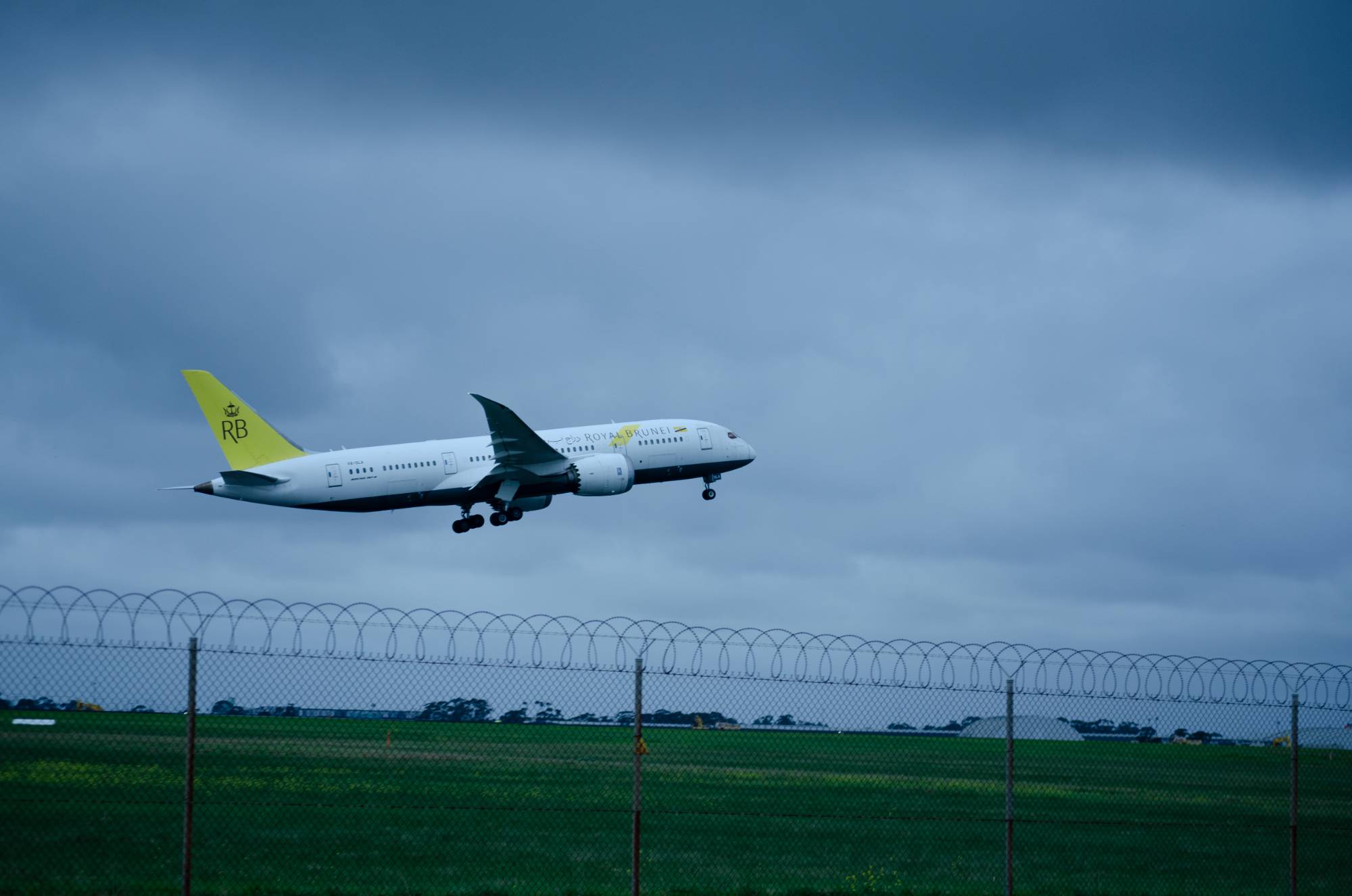 Royal Brunei V8-DLA at ymml by xanderrid5967