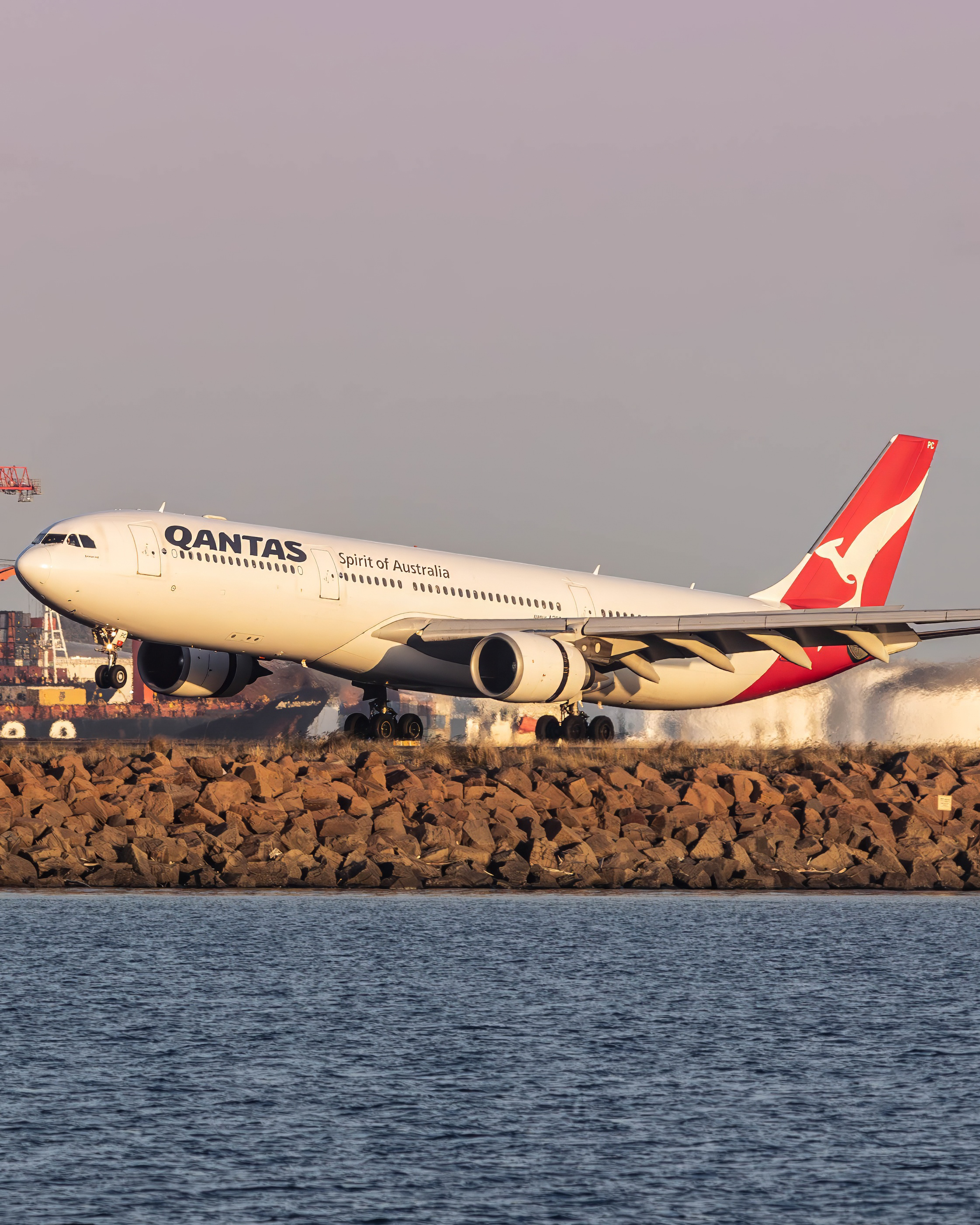 Qantas VH-QPC at YSSY by FalconAviation