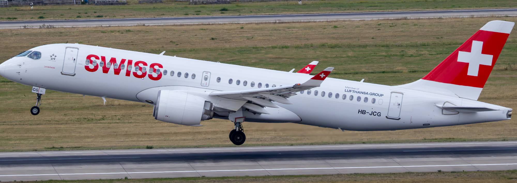Swiss HB-JCG at EDDL by Shadowdestrict